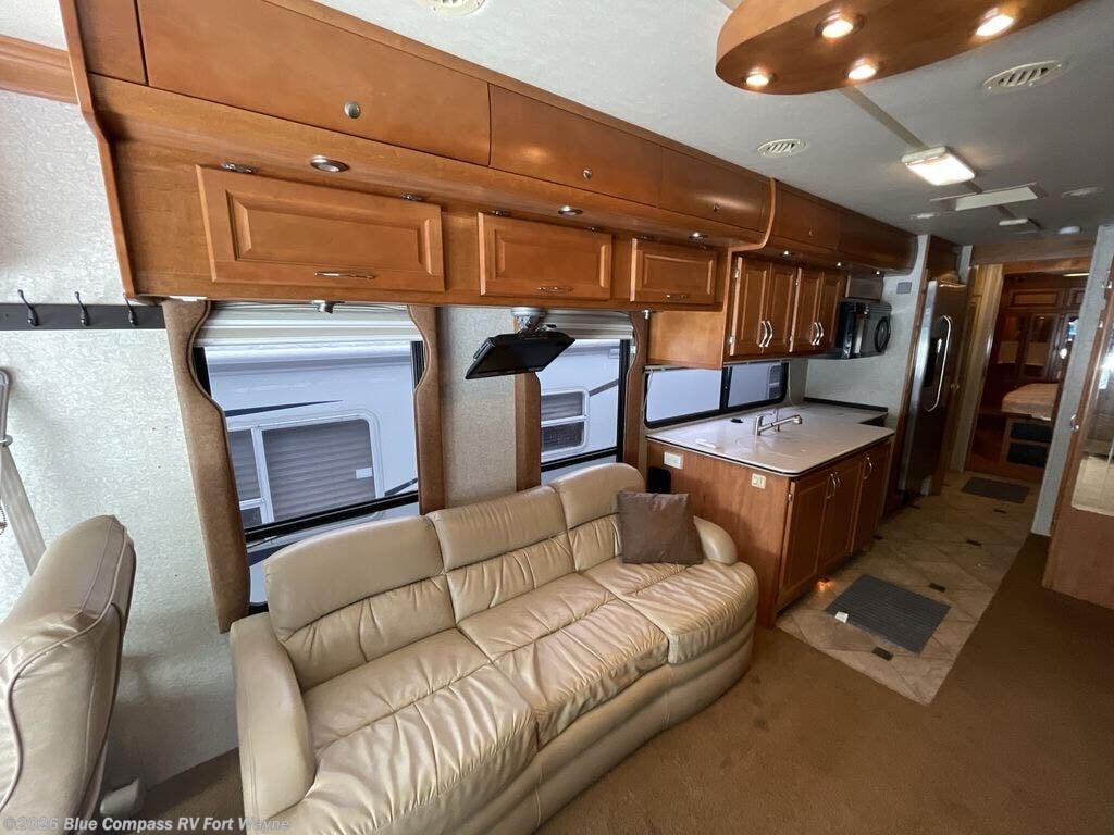 2006 Gulf Stream Tour Master M-40 - Used Class A For Sale by Blue Compass RV Fort Wayne in Columbia City, Indiana