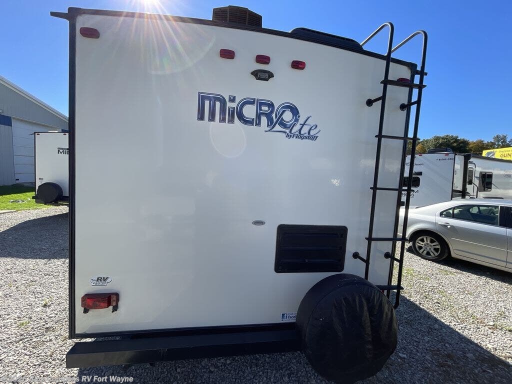 2017 Flagstaff Micro Lite 21FBRS by Forest River from Blue Compass RV Fort Wayne in Columbia City, Indiana