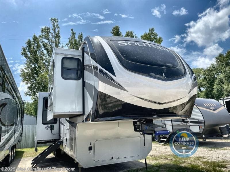 2024 Grand Design Solitude 380FL RV for Sale in Vidor, TX 77662