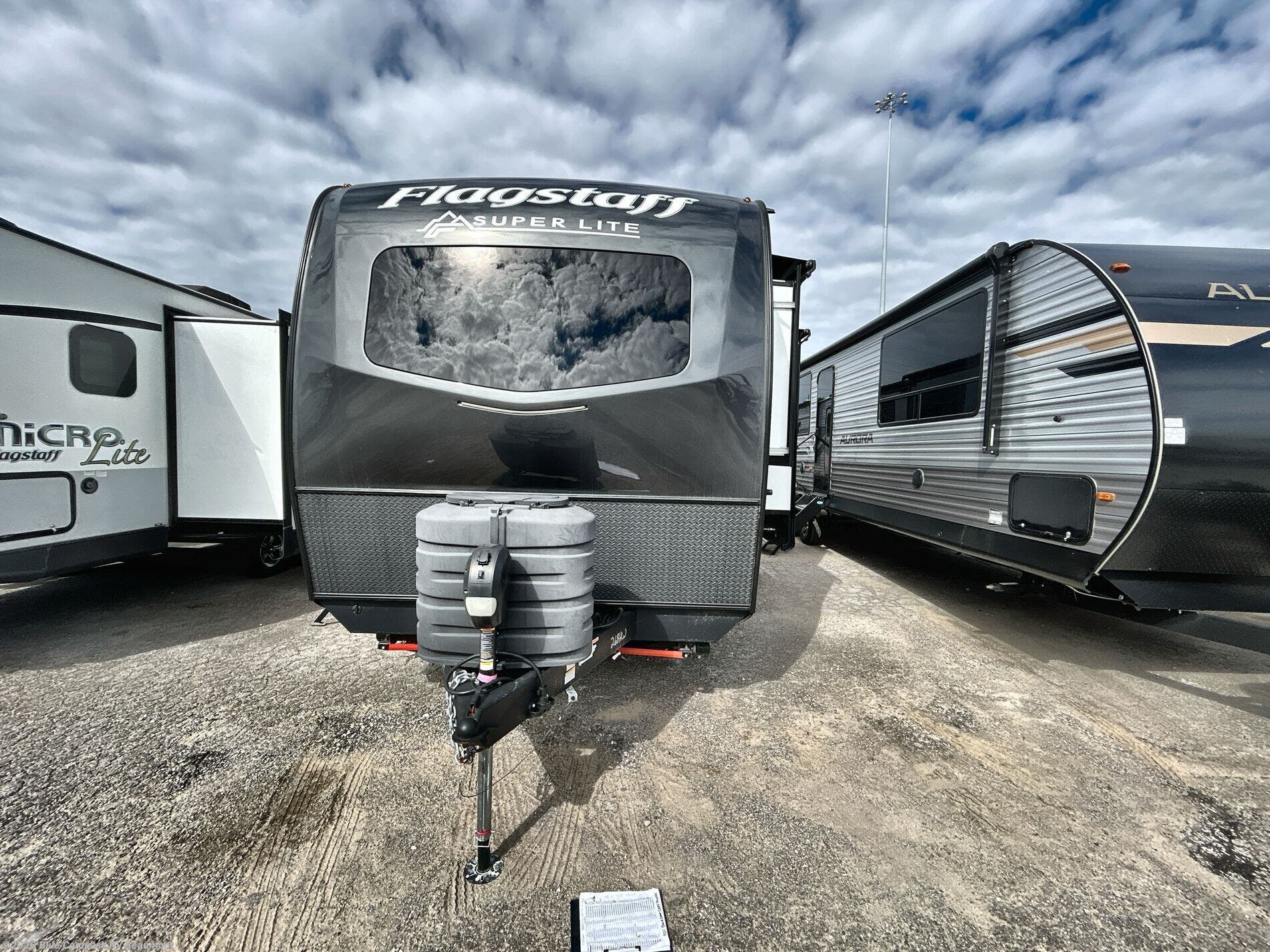 2025 Flagstaff Super Lite 26BHW by Forest River from Blue Compass RV Beaumont in Vidor, Texas