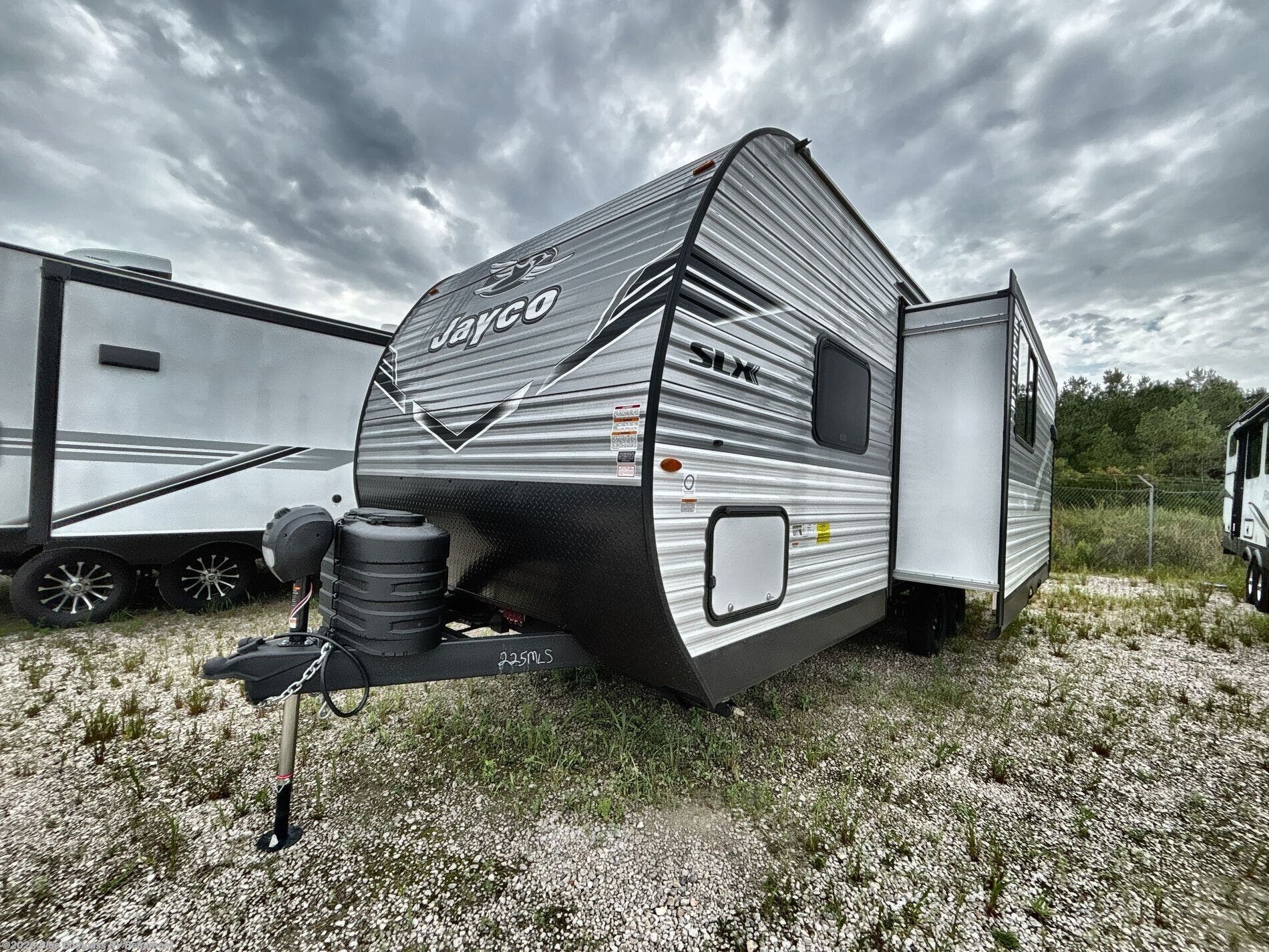 2025 Jay Flight SLX 225MLS by Jayco from Blue Compass RV Beaumont in Vidor, Texas