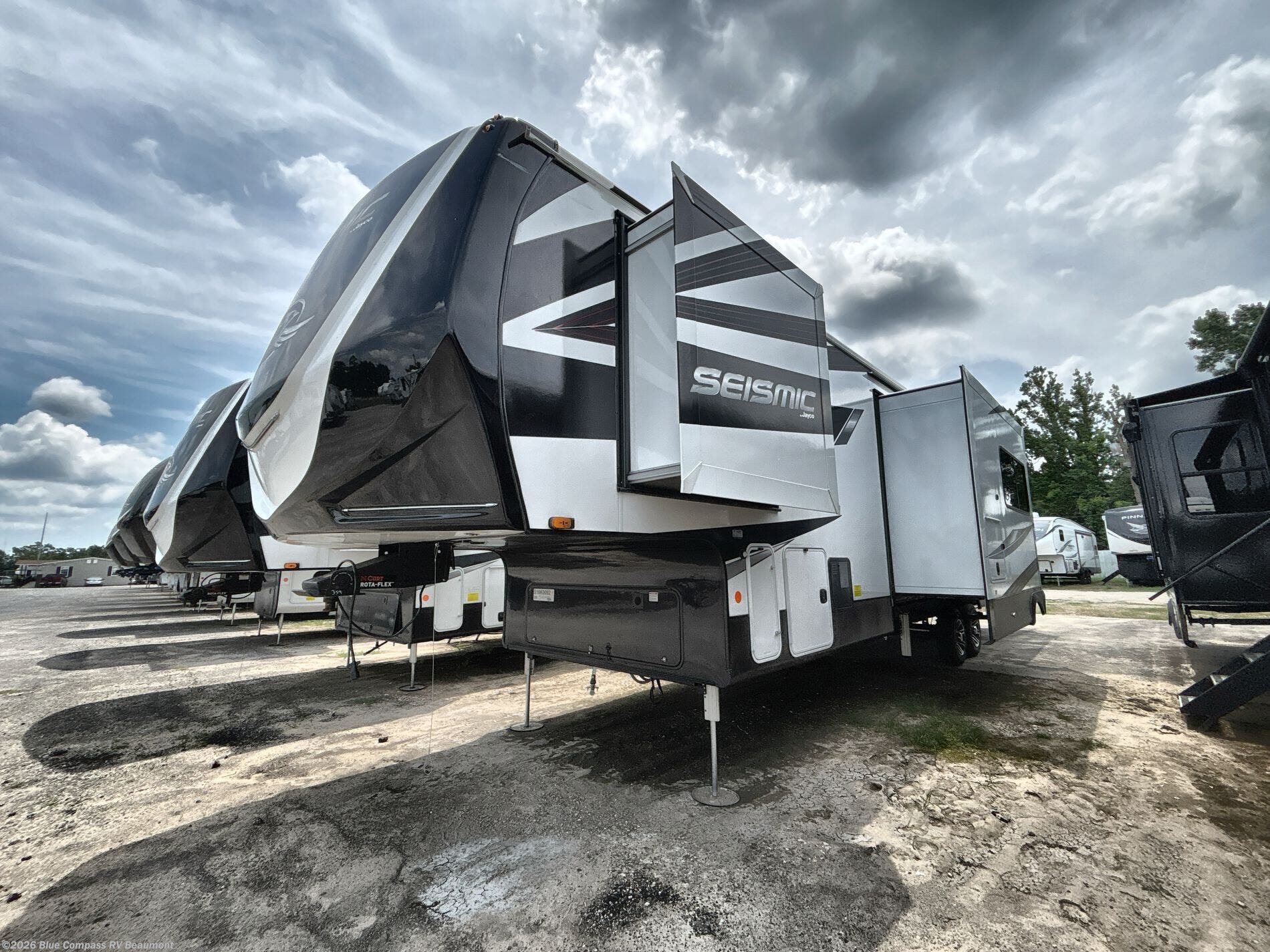New 2025 Jayco Seismic 359 available in Vidor, Texas