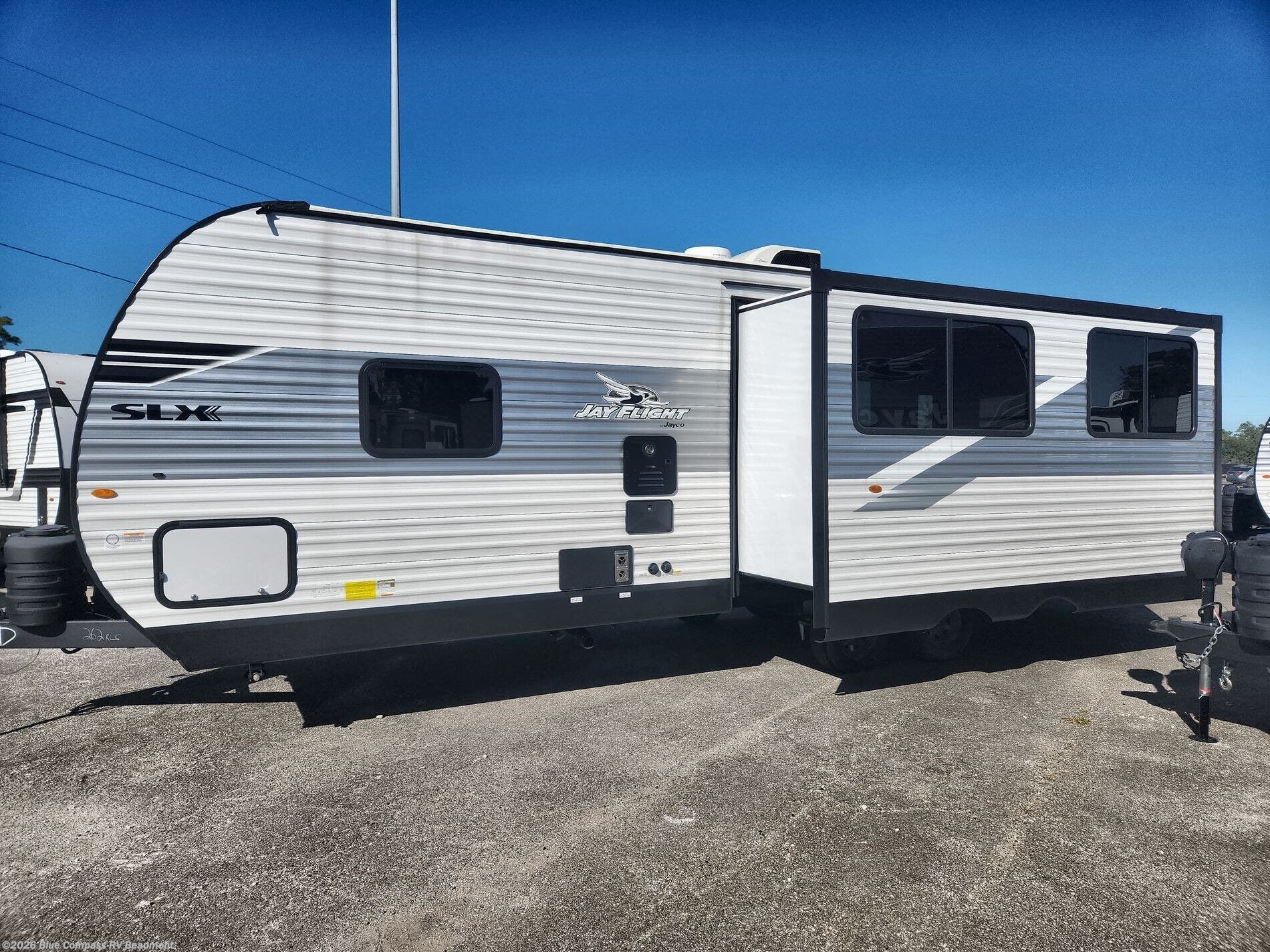 New 2025 Jayco Jay Flight SLX 262RLS available in Vidor, Texas