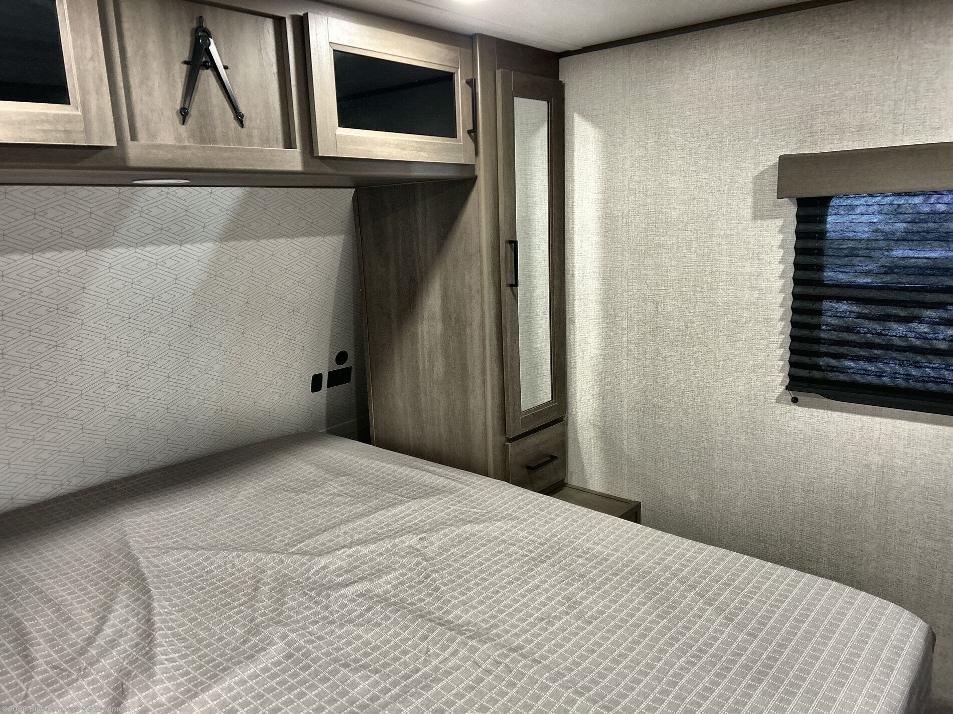 2026 Transcend 325BHT by Grand Design from Blue Compass RV Beaumont in Vidor, Texas