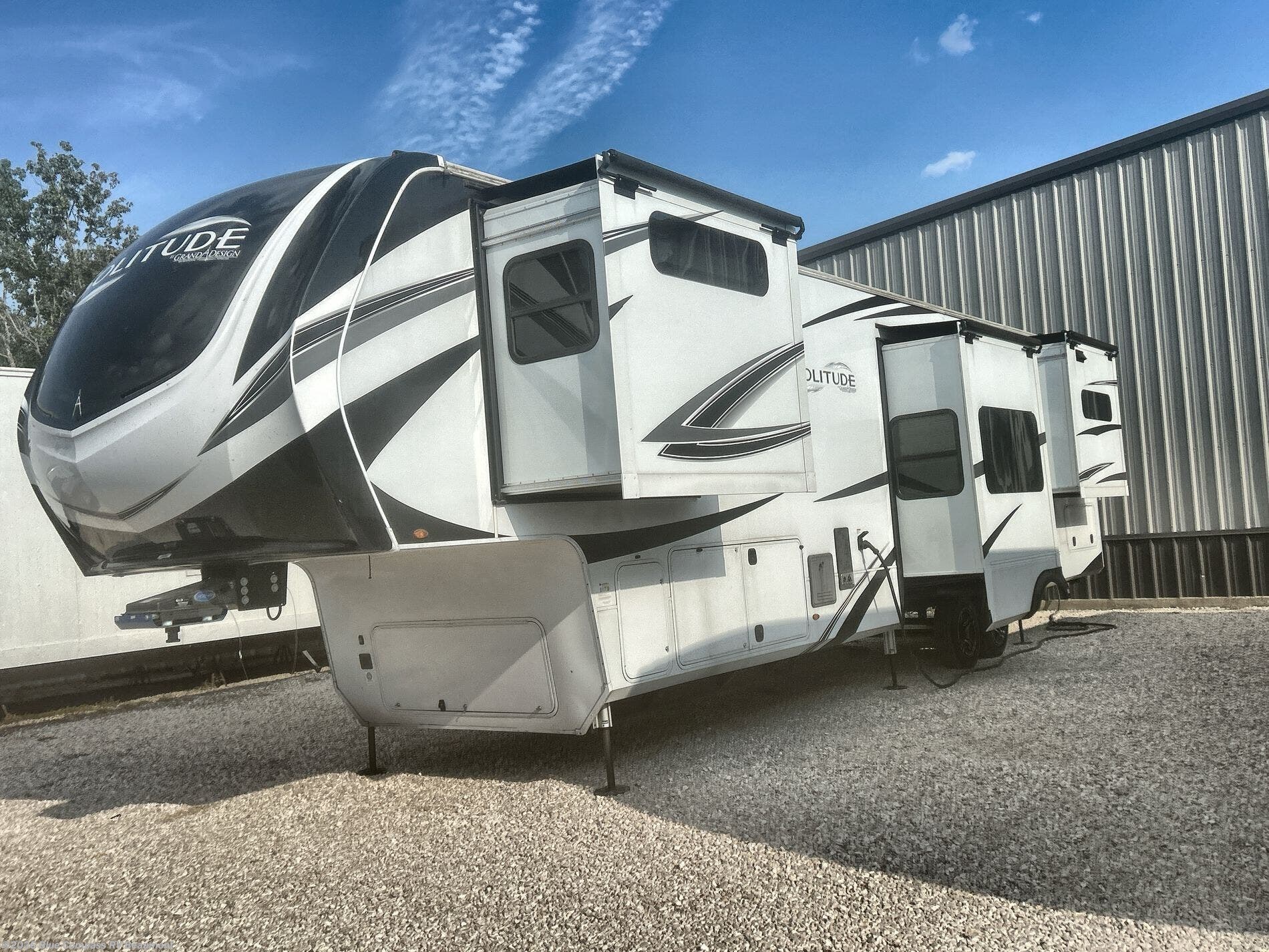 2023 Grand Design Solitude 390RK - Used Fifth Wheel For Sale by Blue Compass RV Beaumont in Vidor, Texas