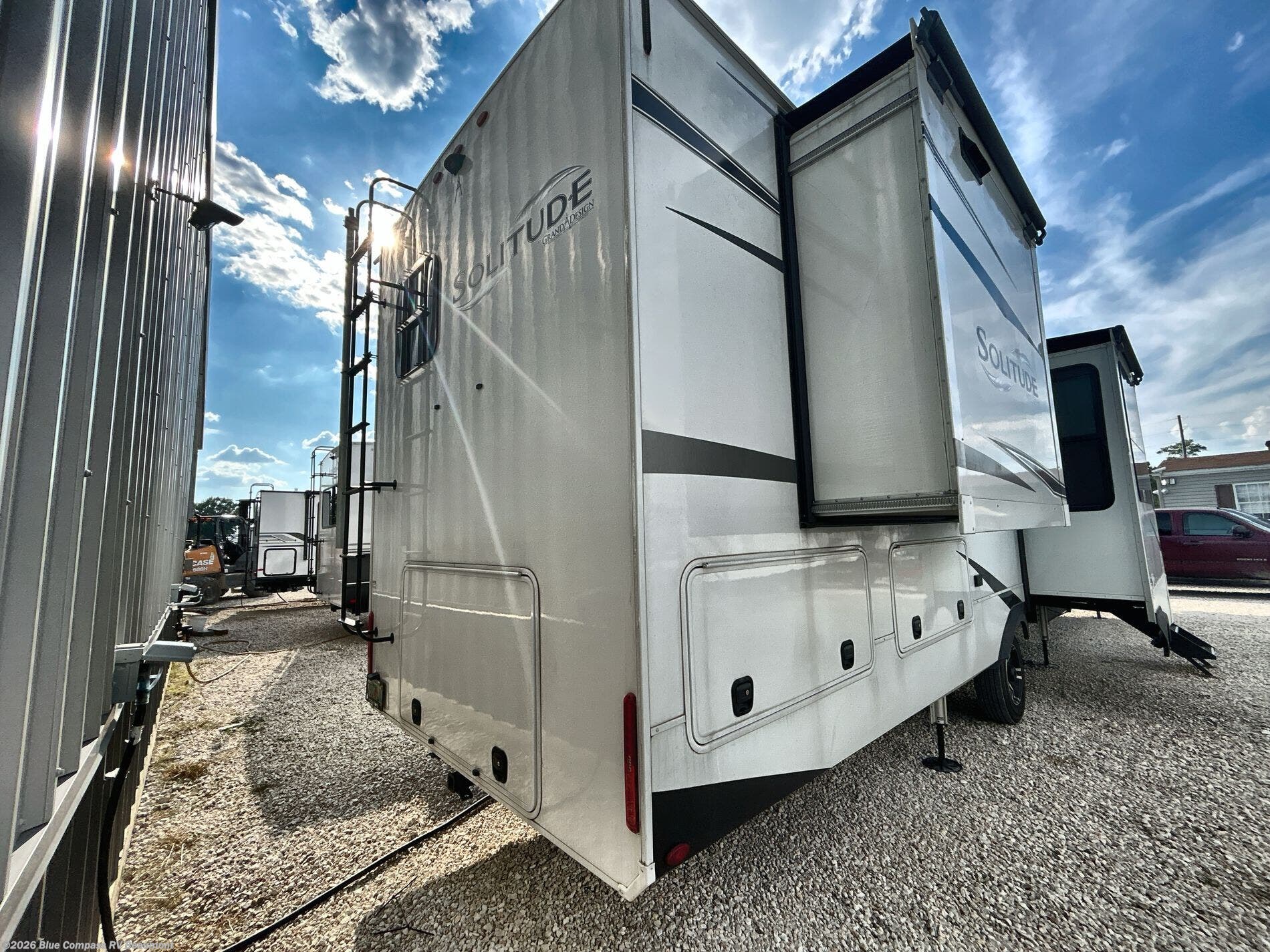 2023 Solitude 390RK by Grand Design from Blue Compass RV Beaumont in Vidor, Texas