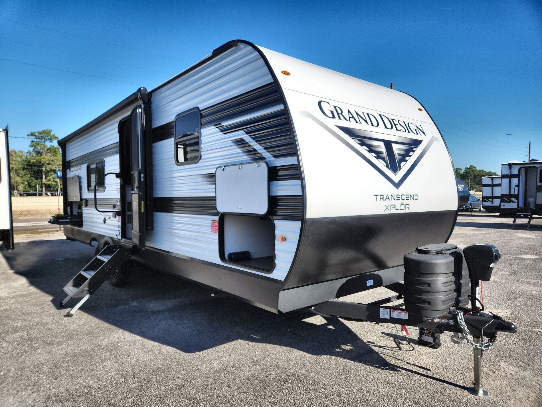 2026 Transcend Xplor 26BHX by Grand Design from Blue Compass RV Beaumont in Vidor, Texas