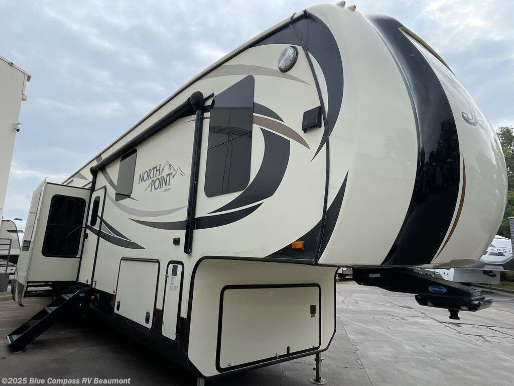 2016 North Point 387rdfs by Jayco from Blue Compass RV Beaumont in Vidor, Texas