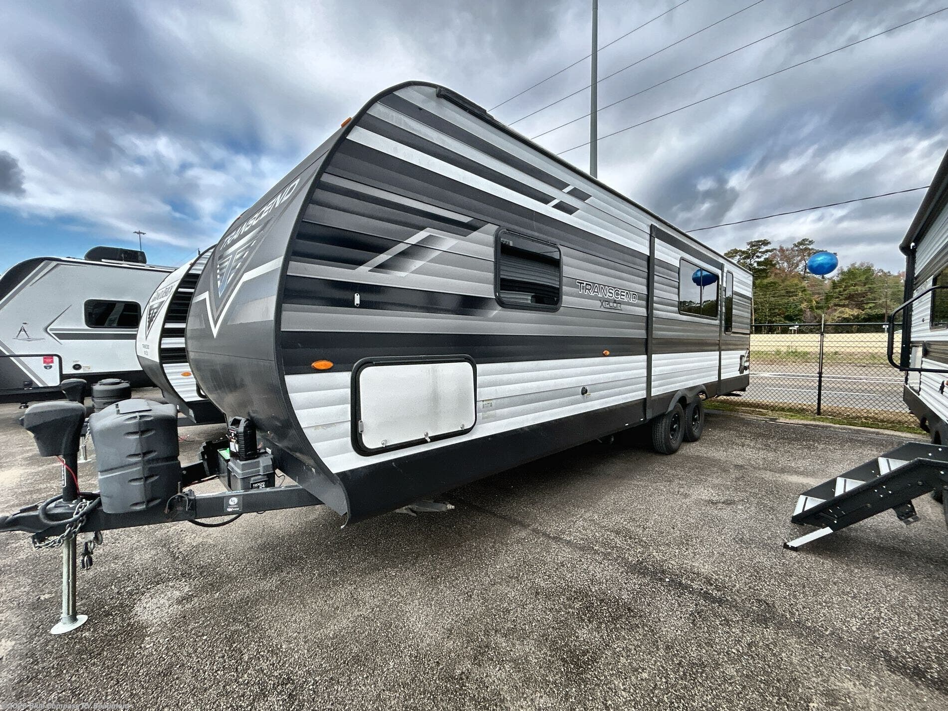 Used 2022 Grand Design Transcend Xplor 265BH available in Vidor, Texas