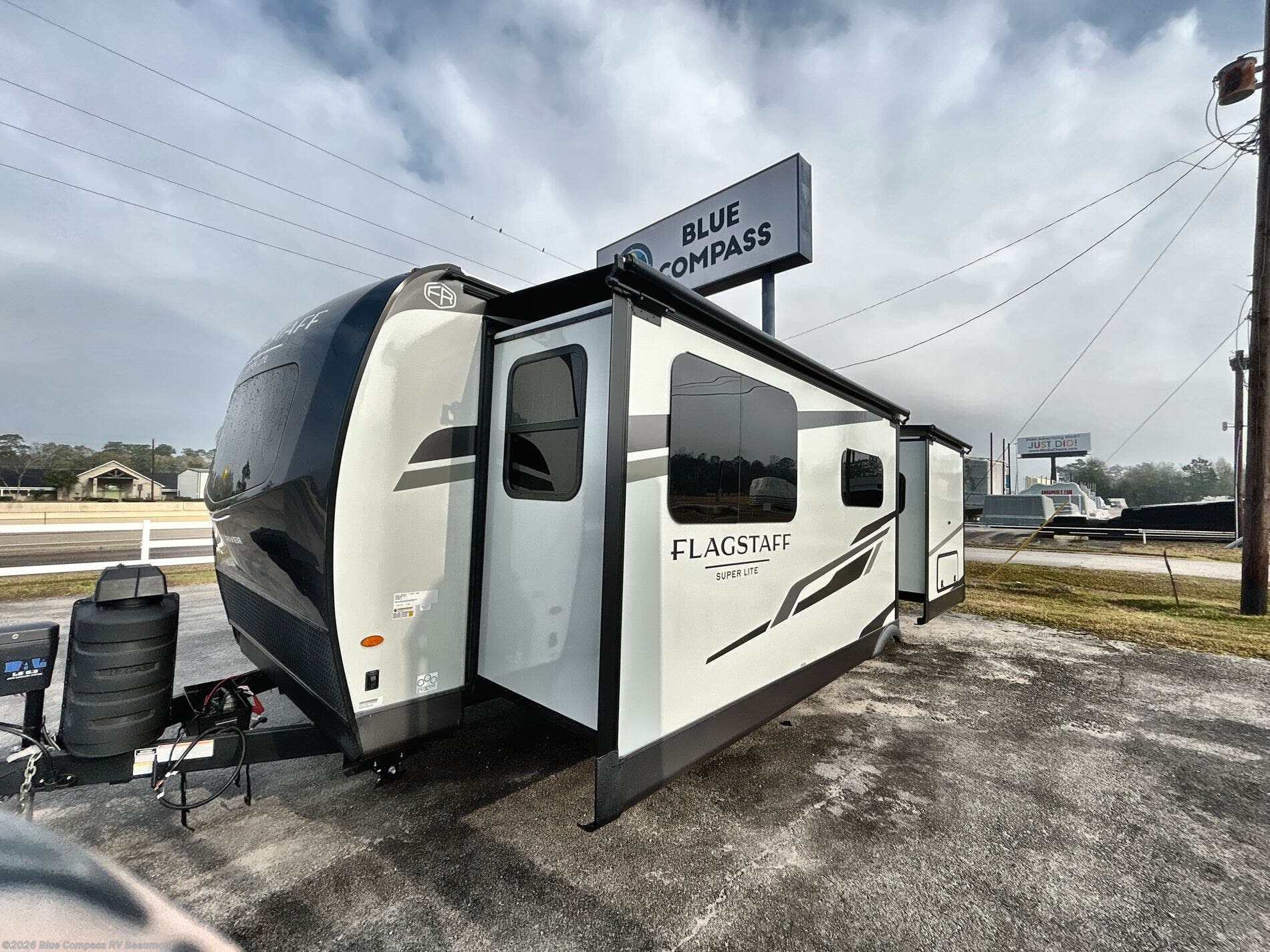 New 2026 Forest River Flagstaff Super Lite 26FKBS available in Vidor, Texas