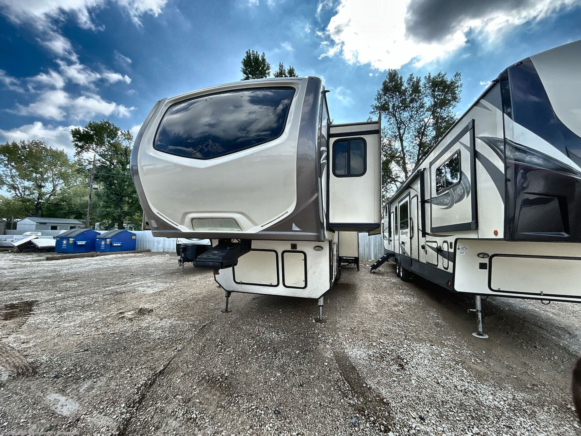 2017 Montana 3731FL by Keystone from Blue Compass RV Beaumont in Vidor, Texas