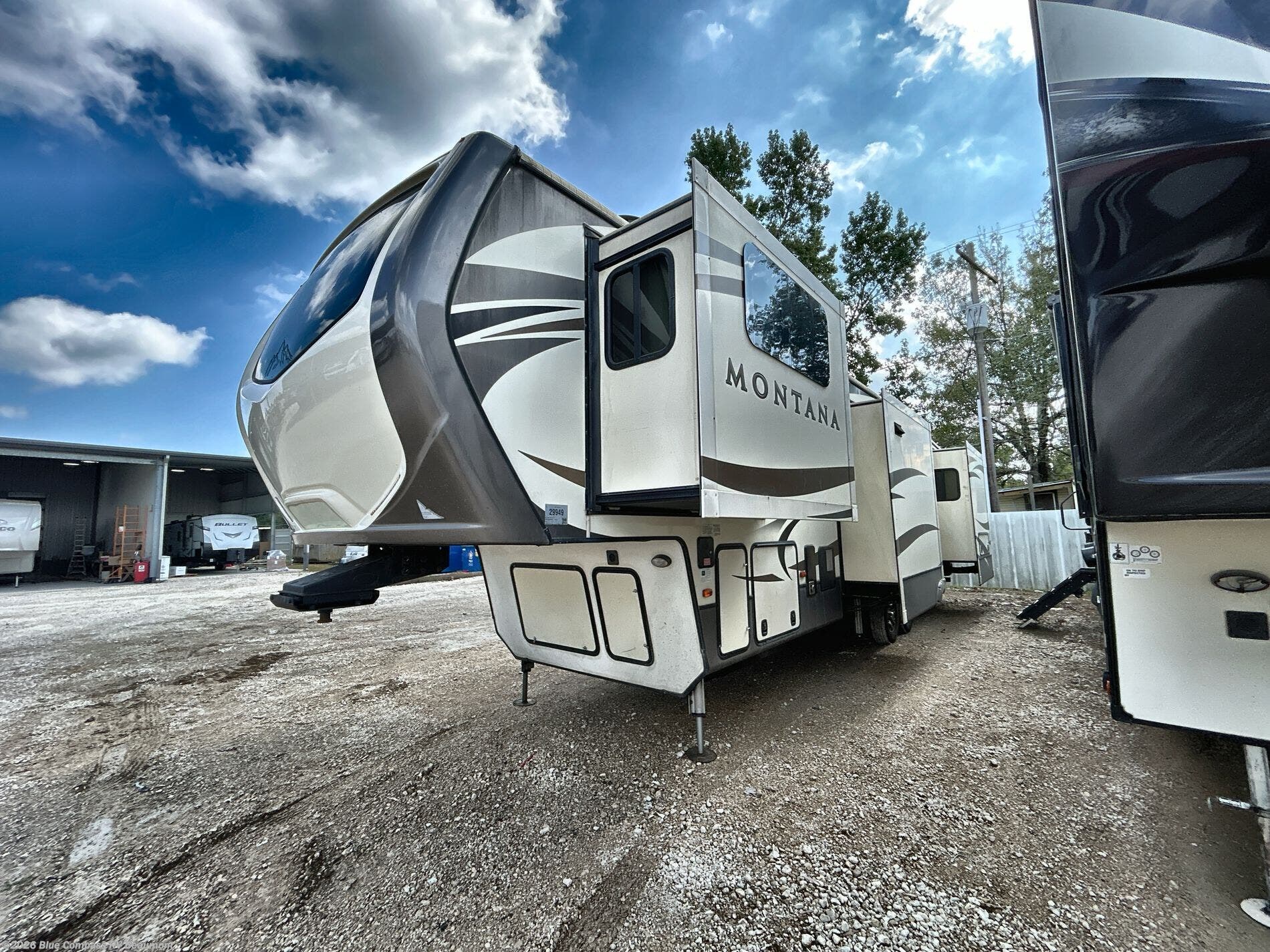 Used 2017 Keystone Montana 3731FL available in Vidor, Texas