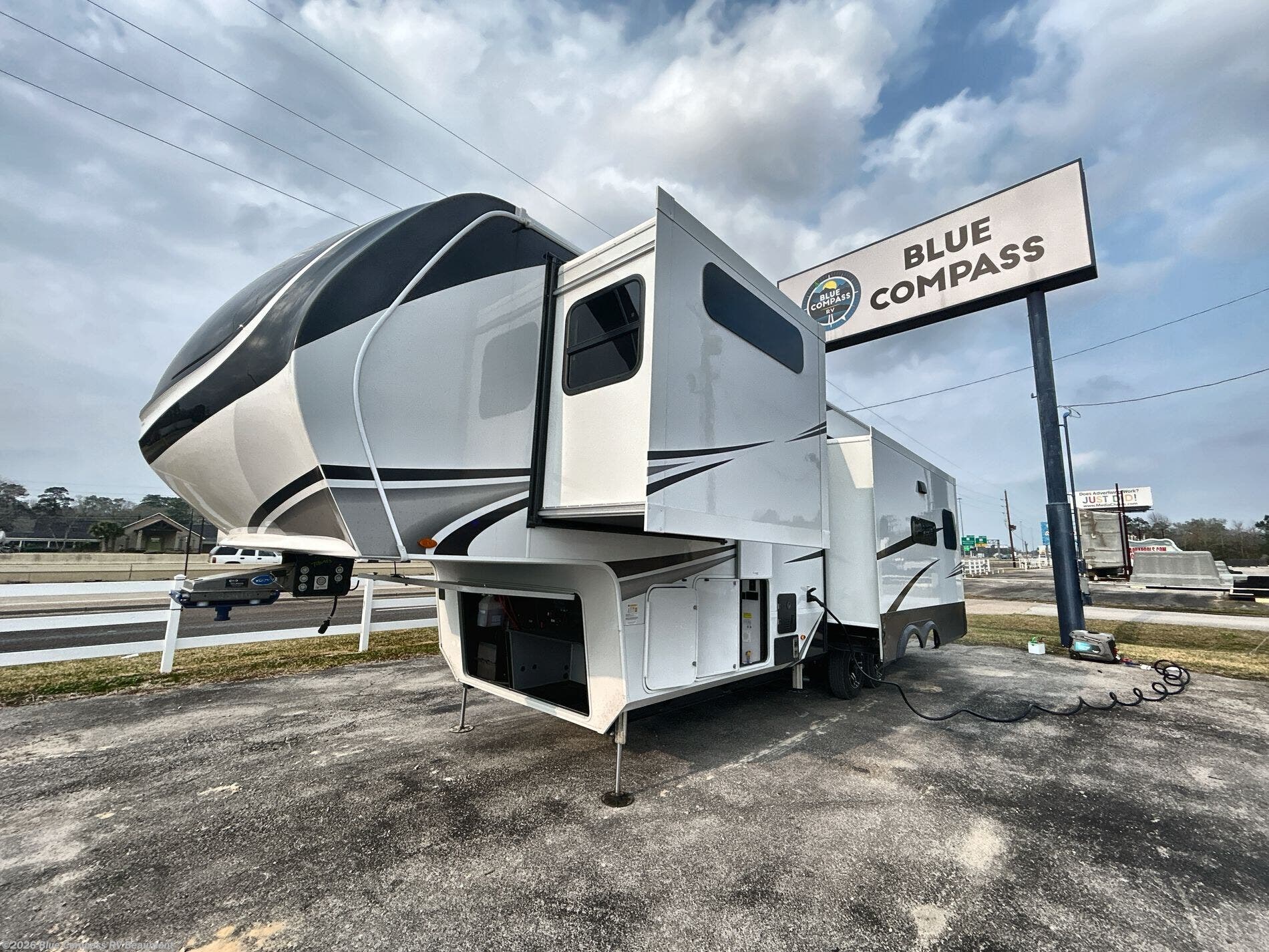New 2026 Grand Design Solitude 310GK available in Vidor, Texas