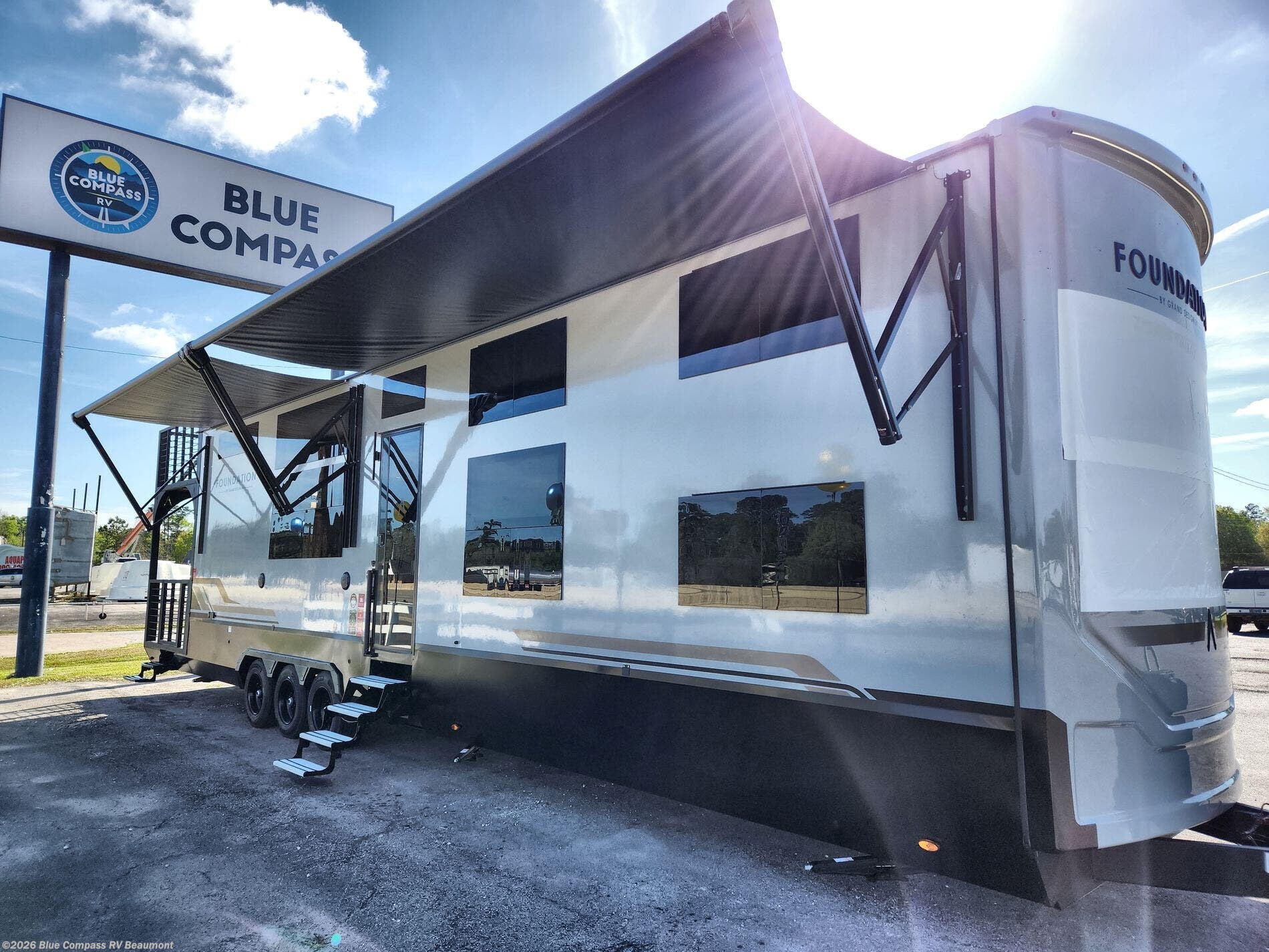 2026 Foundation 42GD by Grand Design from Blue Compass RV Beaumont in Vidor, Texas