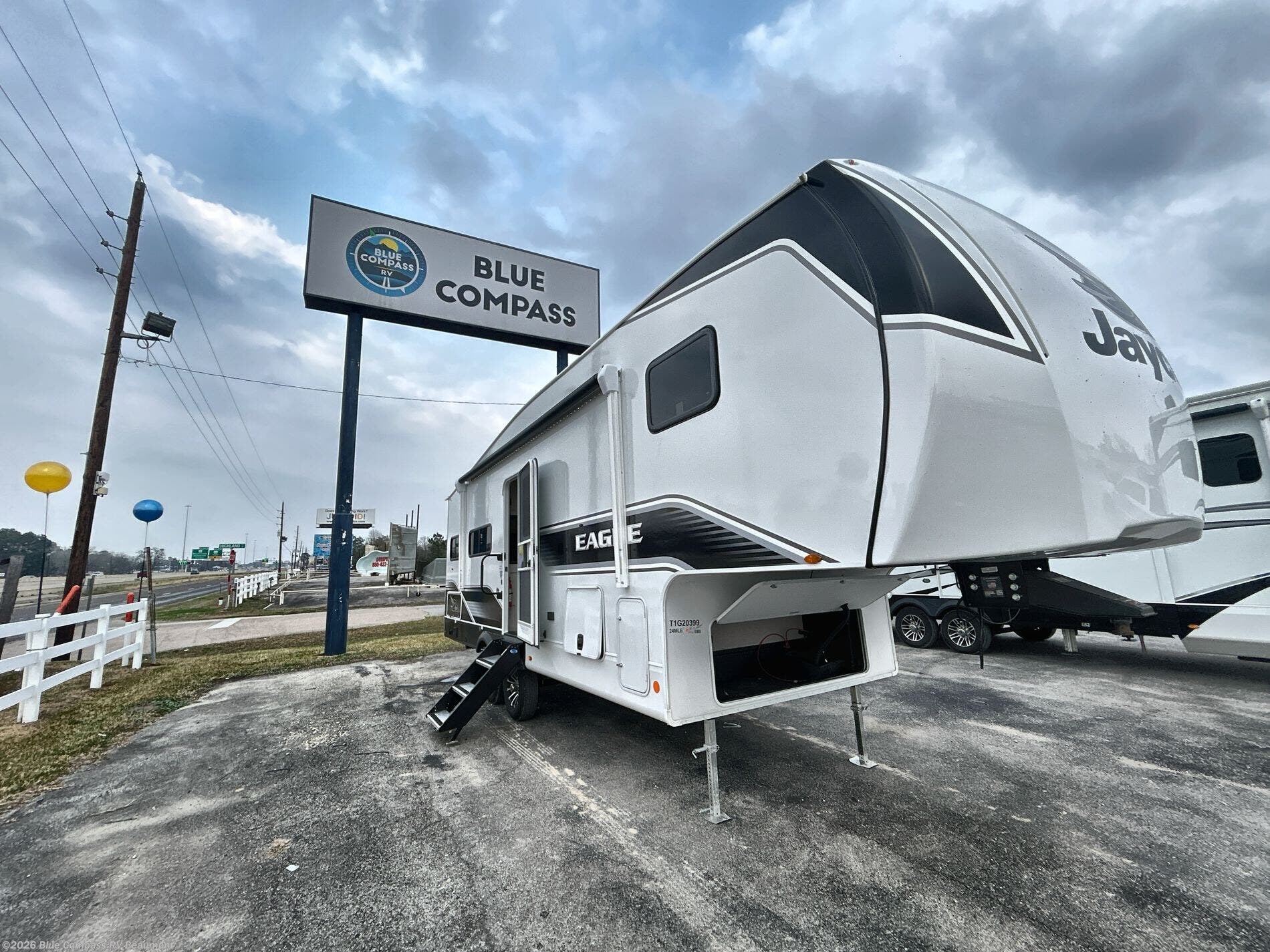 2026 Eagle SLE 24MLE by Jayco from Blue Compass RV Beaumont in Vidor, Texas