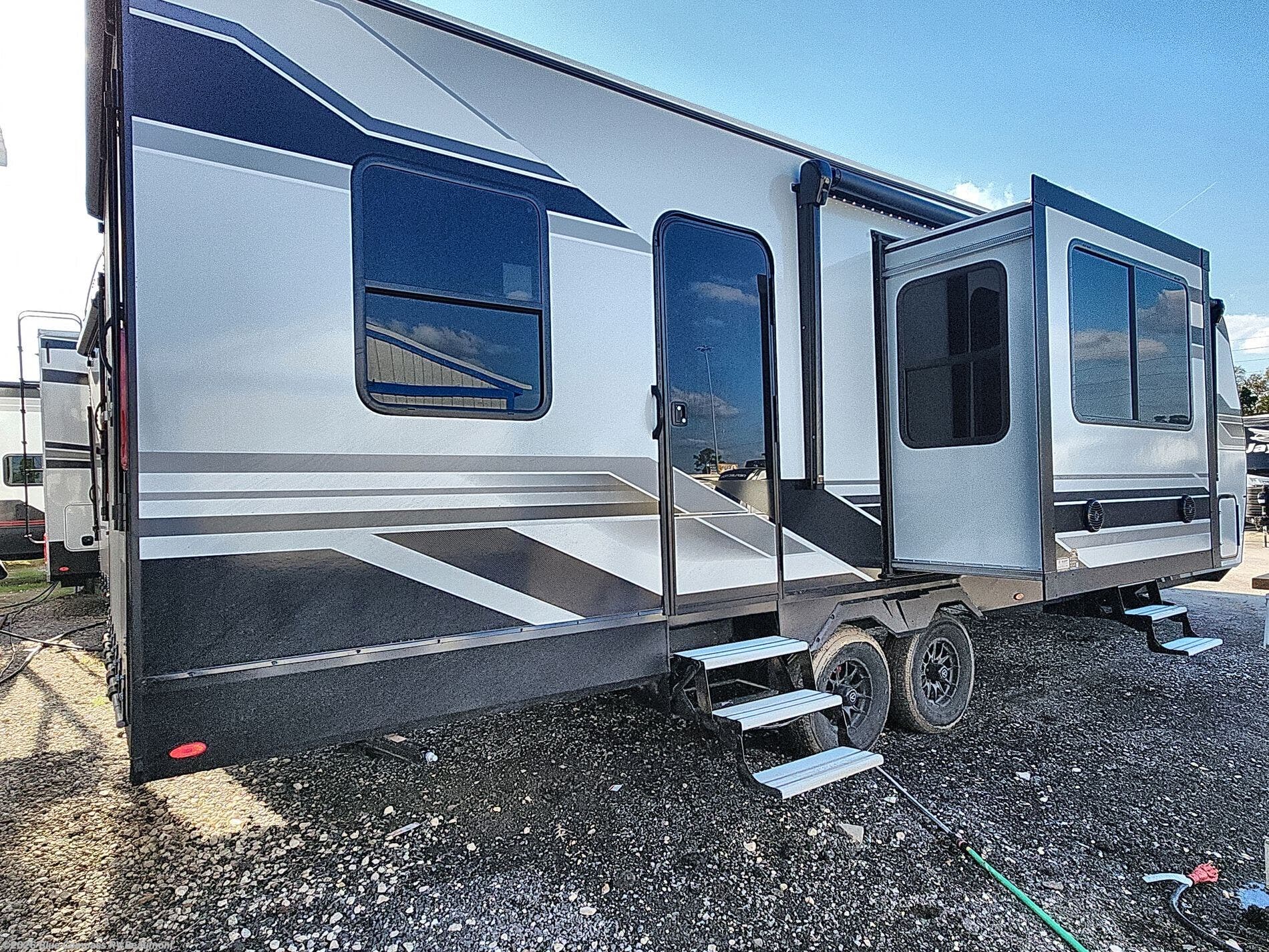 2026 Momentum G-Class 29GS by Grand Design from Blue Compass RV Beaumont in Vidor, Texas
