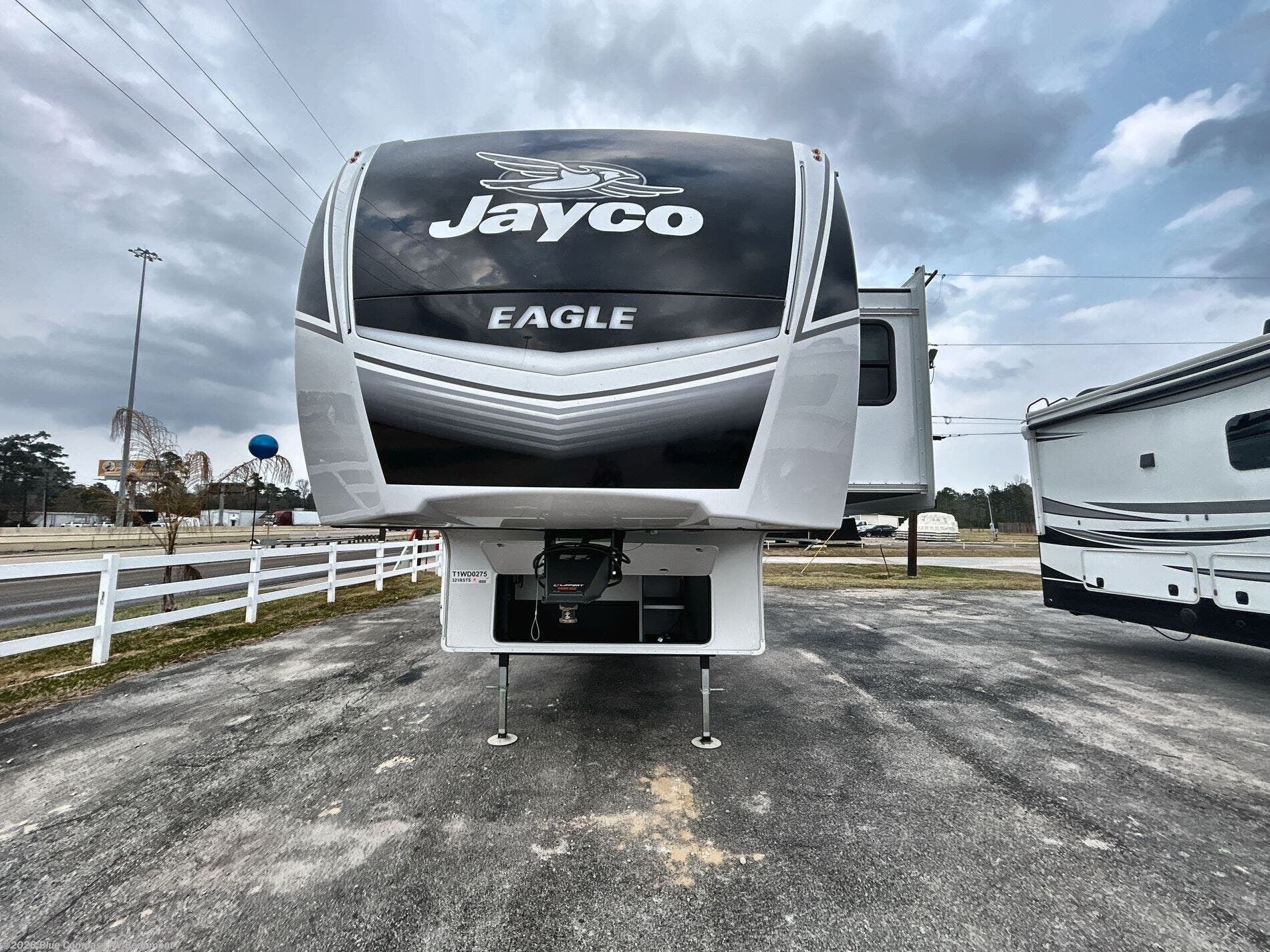 New 2026 Jayco Eagle 321RSTS available in Vidor, Texas