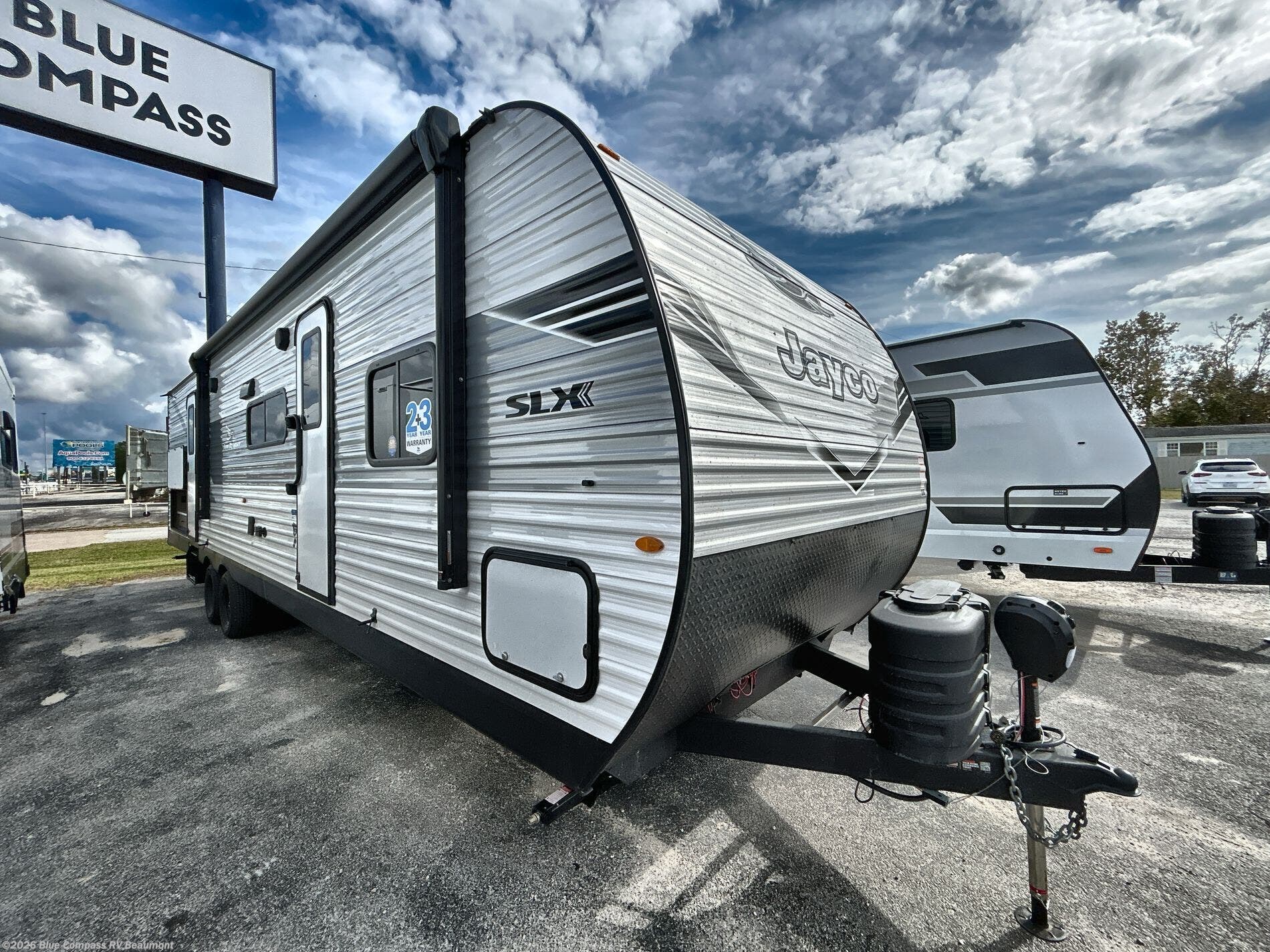 New 2026 Jayco Jay Flight SLX 321BDS available in Vidor, Texas