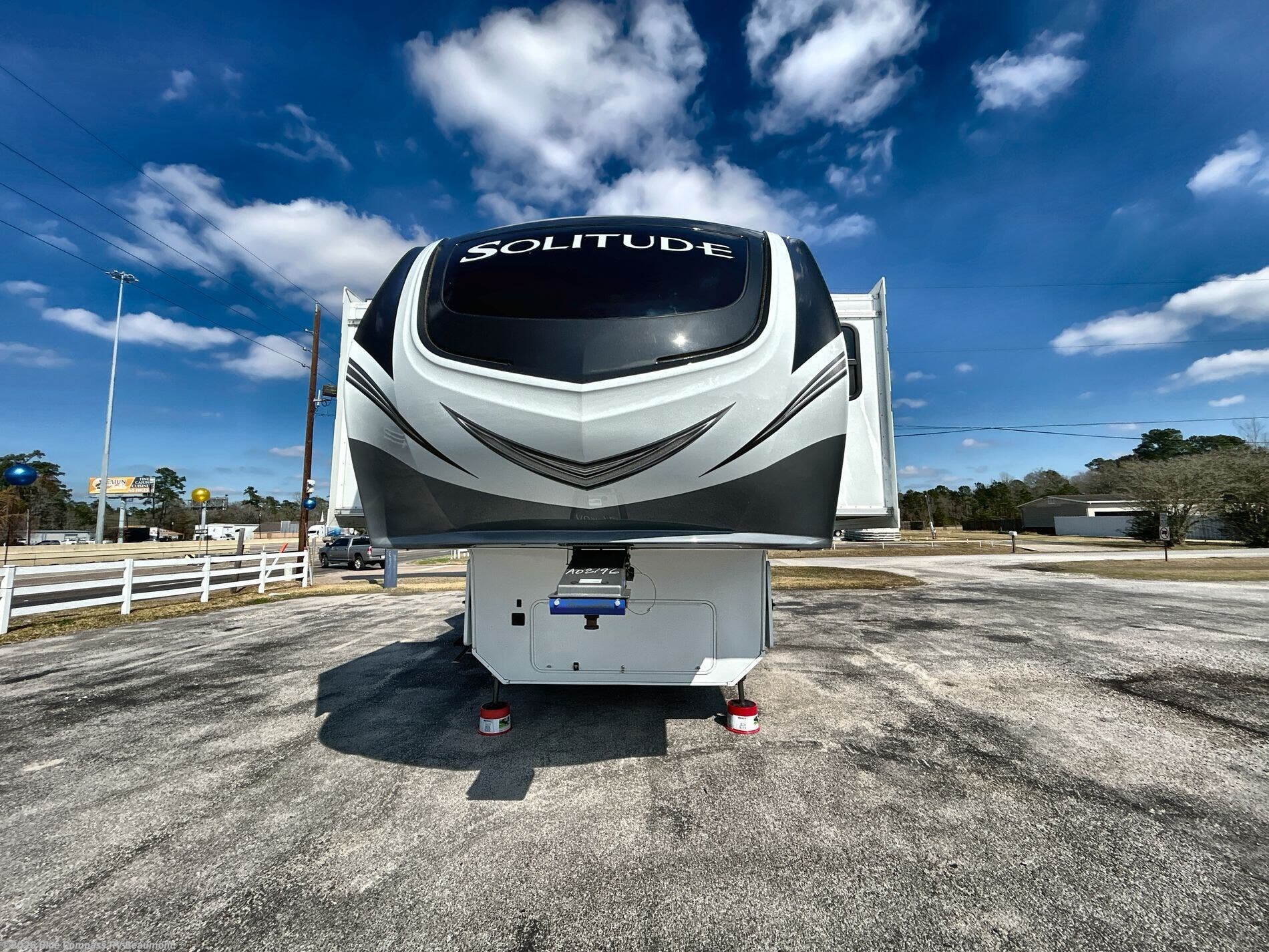 2022 Grand Design Solitude 380FL - Used Fifth Wheel For Sale by Blue Compass RV Beaumont in Vidor, Texas features Slideout