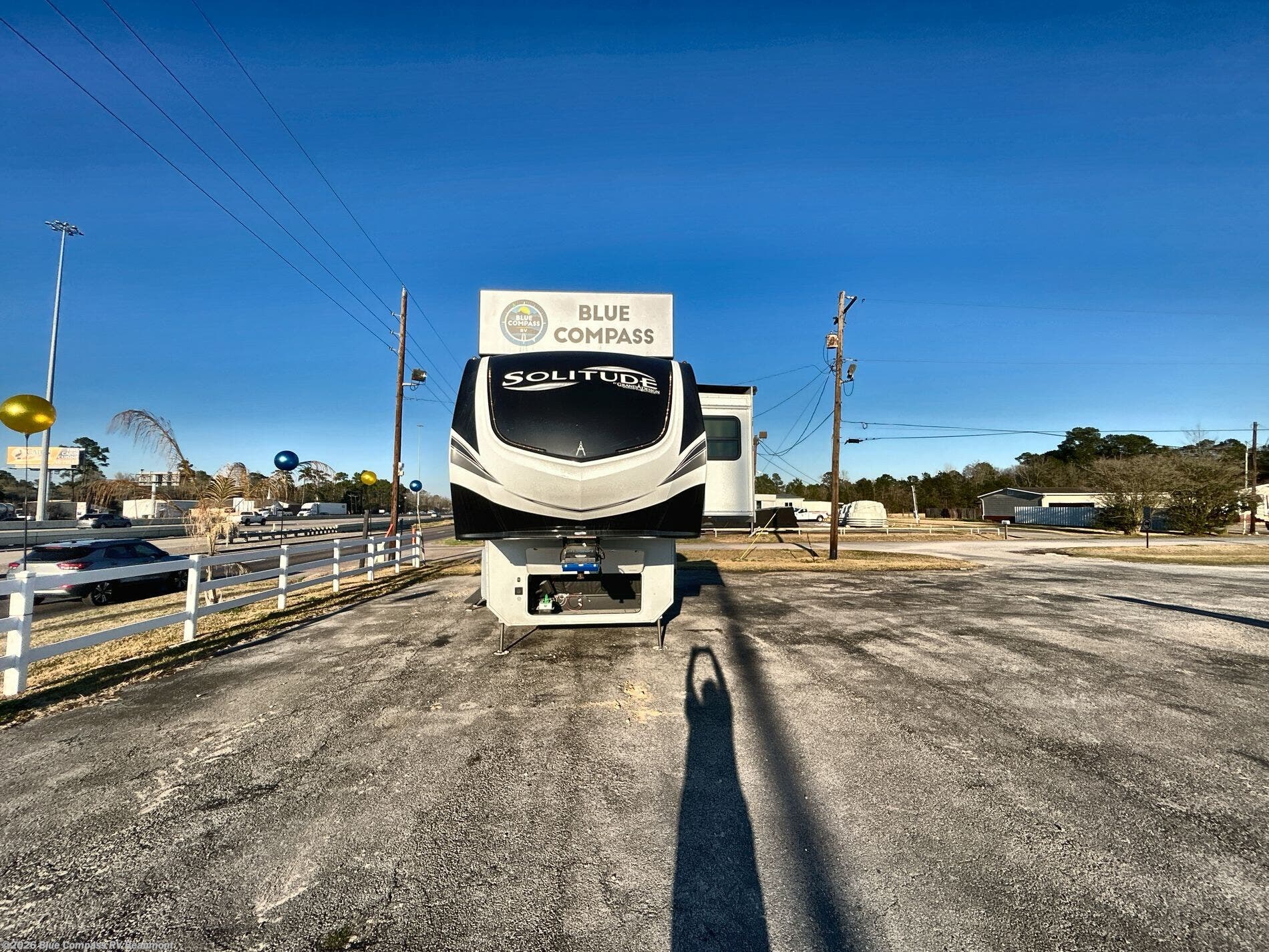 2023 Solitude 390RK by Grand Design from Blue Compass RV Beaumont in Vidor, Texas