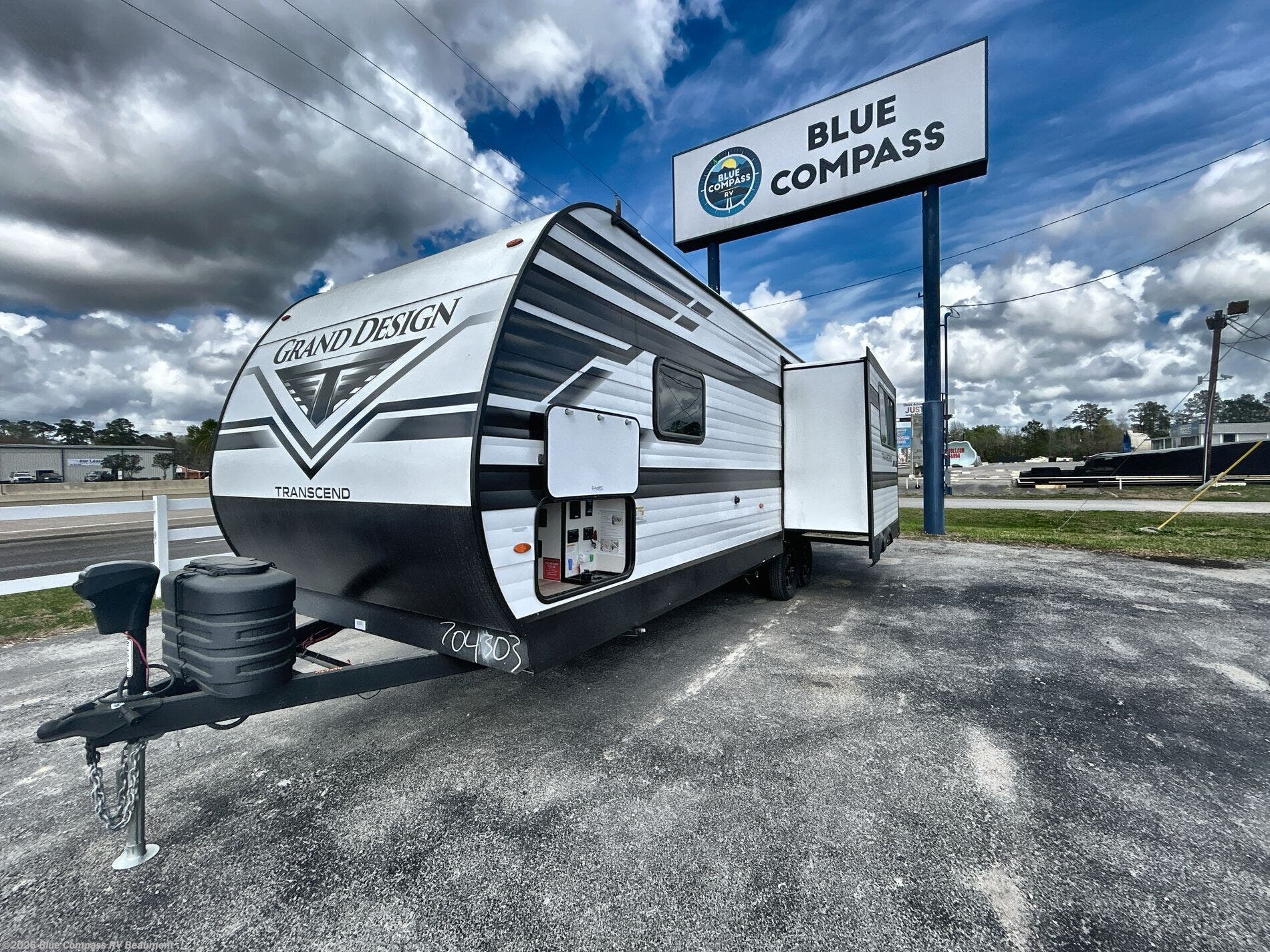 2026 Transcend Xplor 245RLT by Grand Design from Blue Compass RV Beaumont in Vidor, Texas