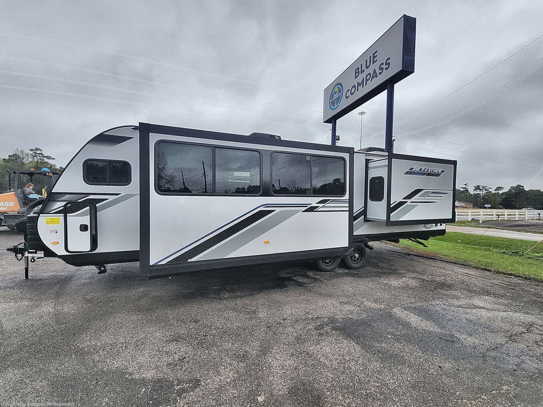 New 2026 Jayco Jay Feather 26FK available in Vidor, Texas