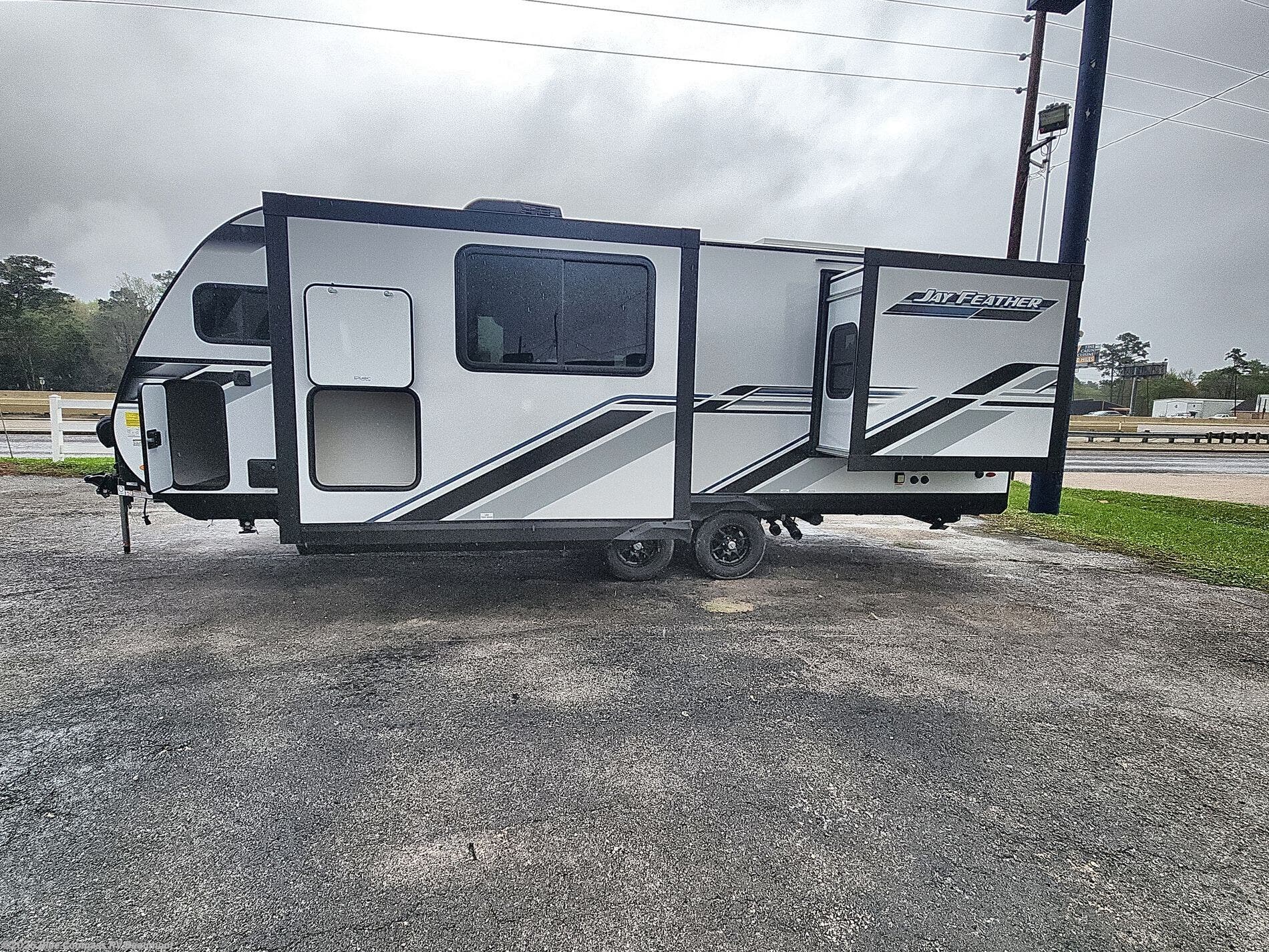 New 2026 Jayco Jay Feather 24FK available in Vidor, Texas