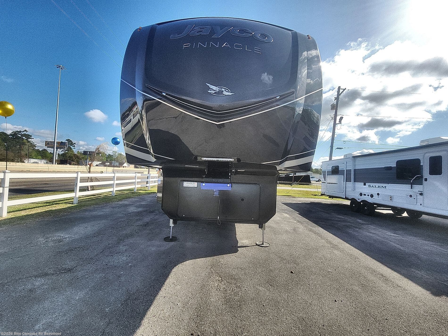 2026 Pinnacle 38FBRK by Jayco from Blue Compass RV Beaumont in Vidor, Texas