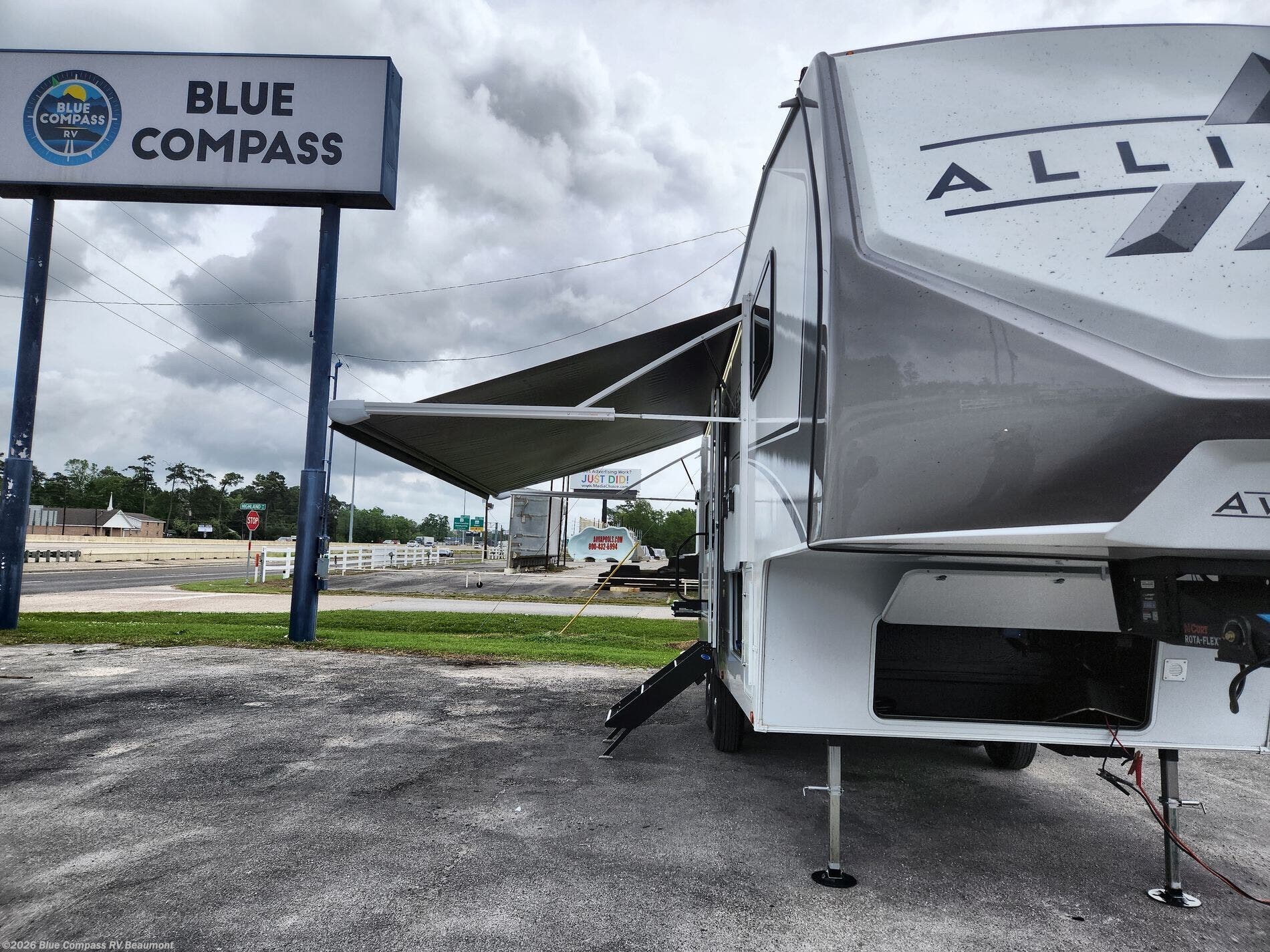 2026 Avenue All-Access 23ML by Alliance RV from Blue Compass RV Beaumont in Vidor, Texas