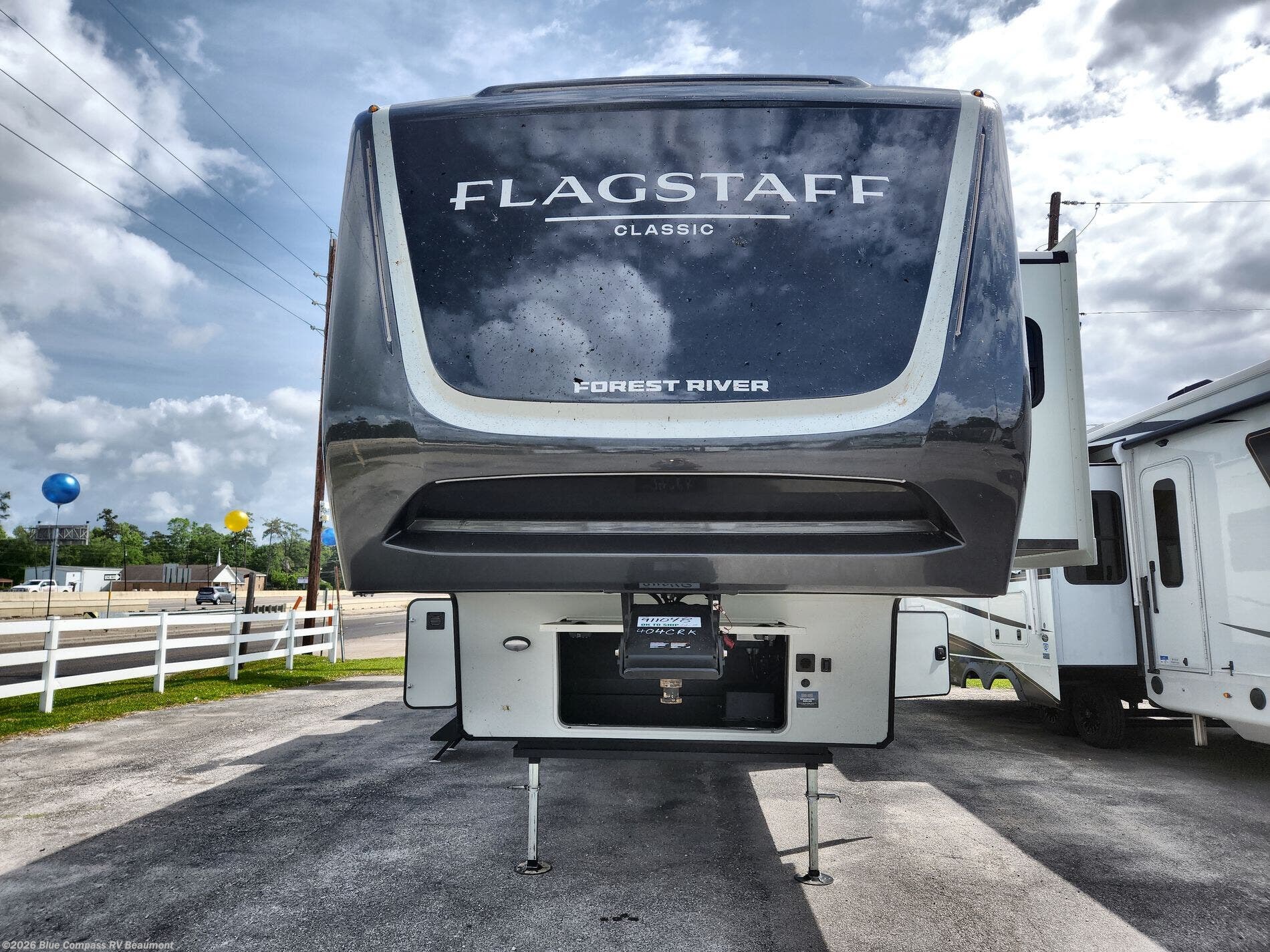2026 Flagstaff Classic 404CRK by Forest River from Blue Compass RV Beaumont in Vidor, Texas