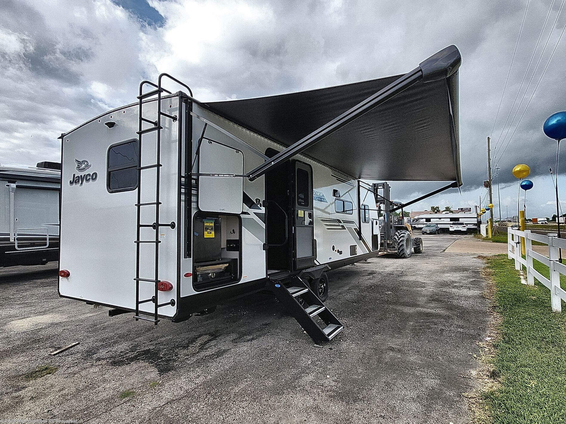 2026 Jay Feather 25RB by Jayco from Blue Compass RV Beaumont in Vidor, Texas