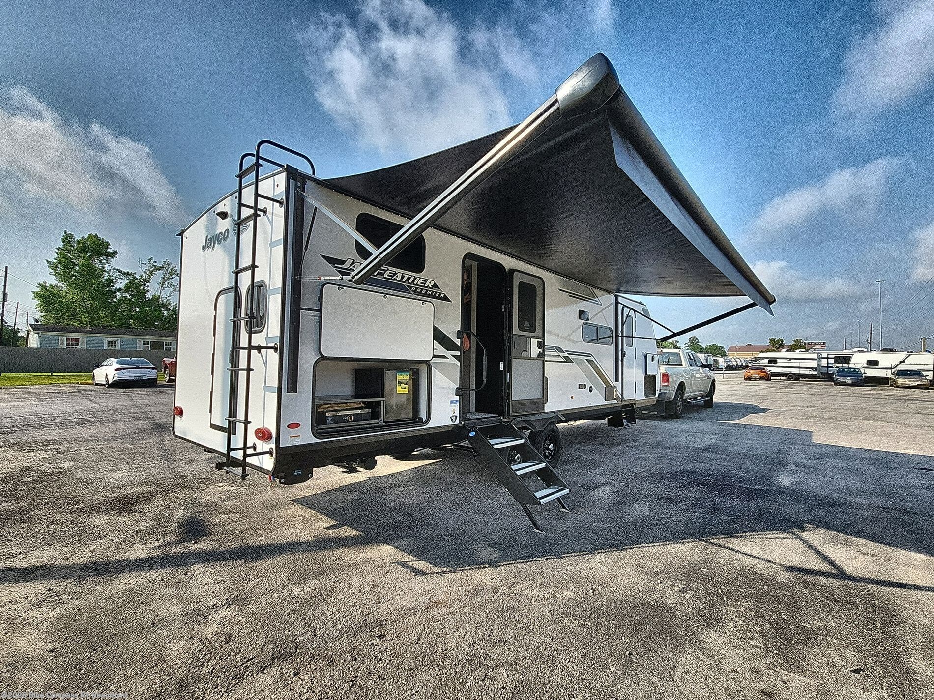 2026 Jay Feather 27BH by Jayco from Blue Compass RV Beaumont in Vidor, Texas