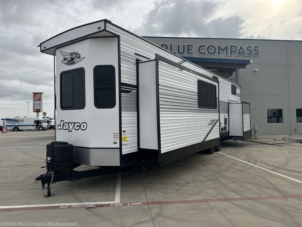 New 2026 Jayco Jay Flight Bungalow 404LOFT DS available in Vidor, Texas