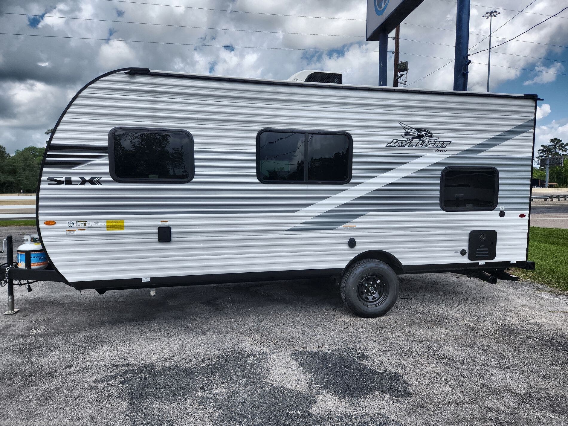 New 2026 Jayco Jay Flight SLX 175BH available in Vidor, Texas