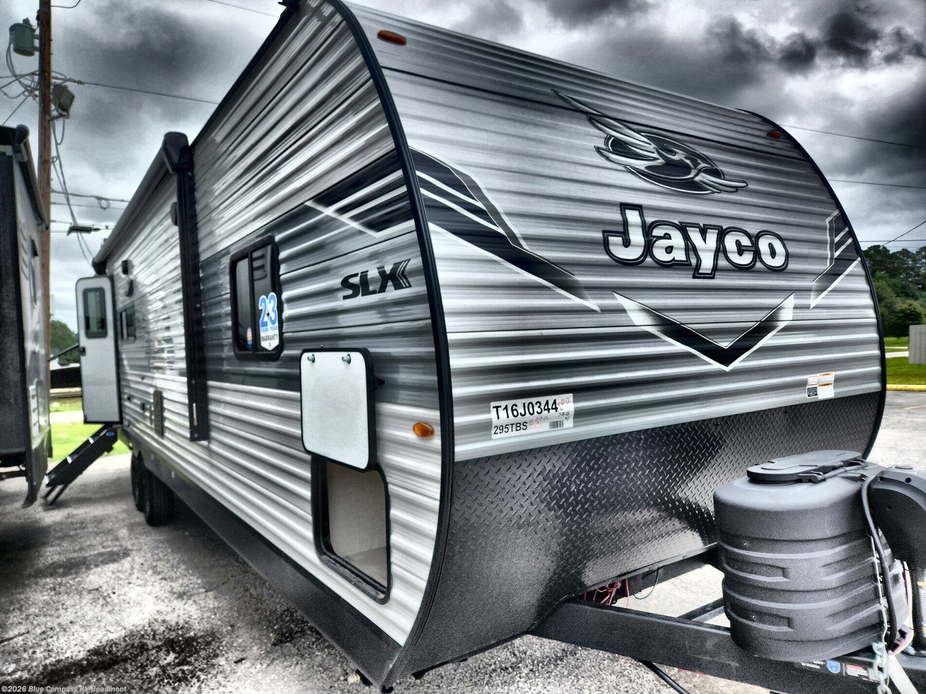 New 2026 Jayco Jay Flight SLX 295TBS available in Vidor, Texas