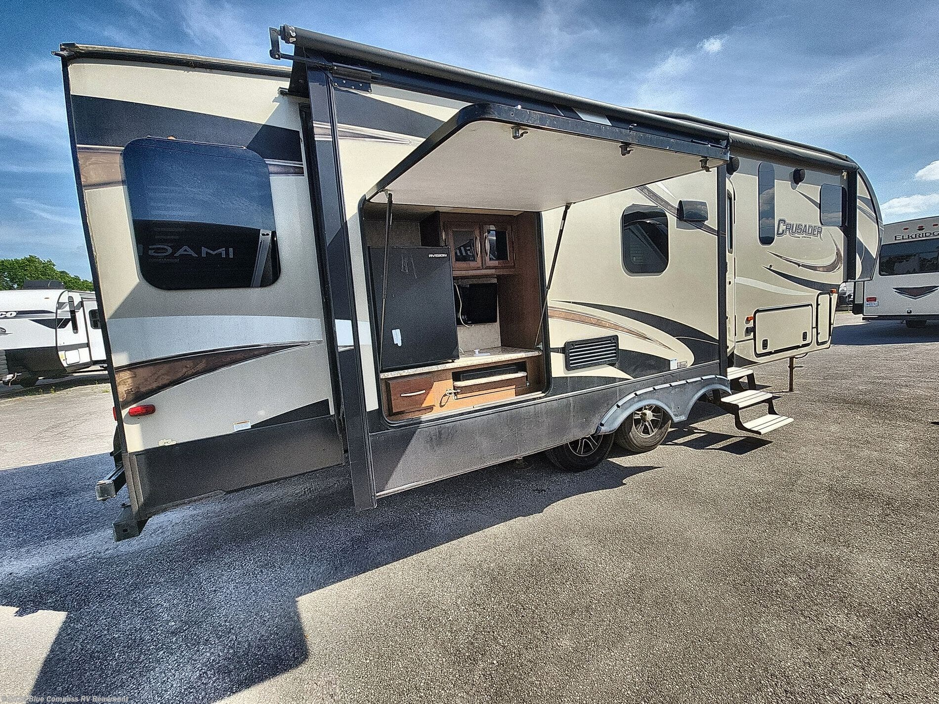 Used 2018 Prime Time Crusader 297RSK available in Vidor, Texas