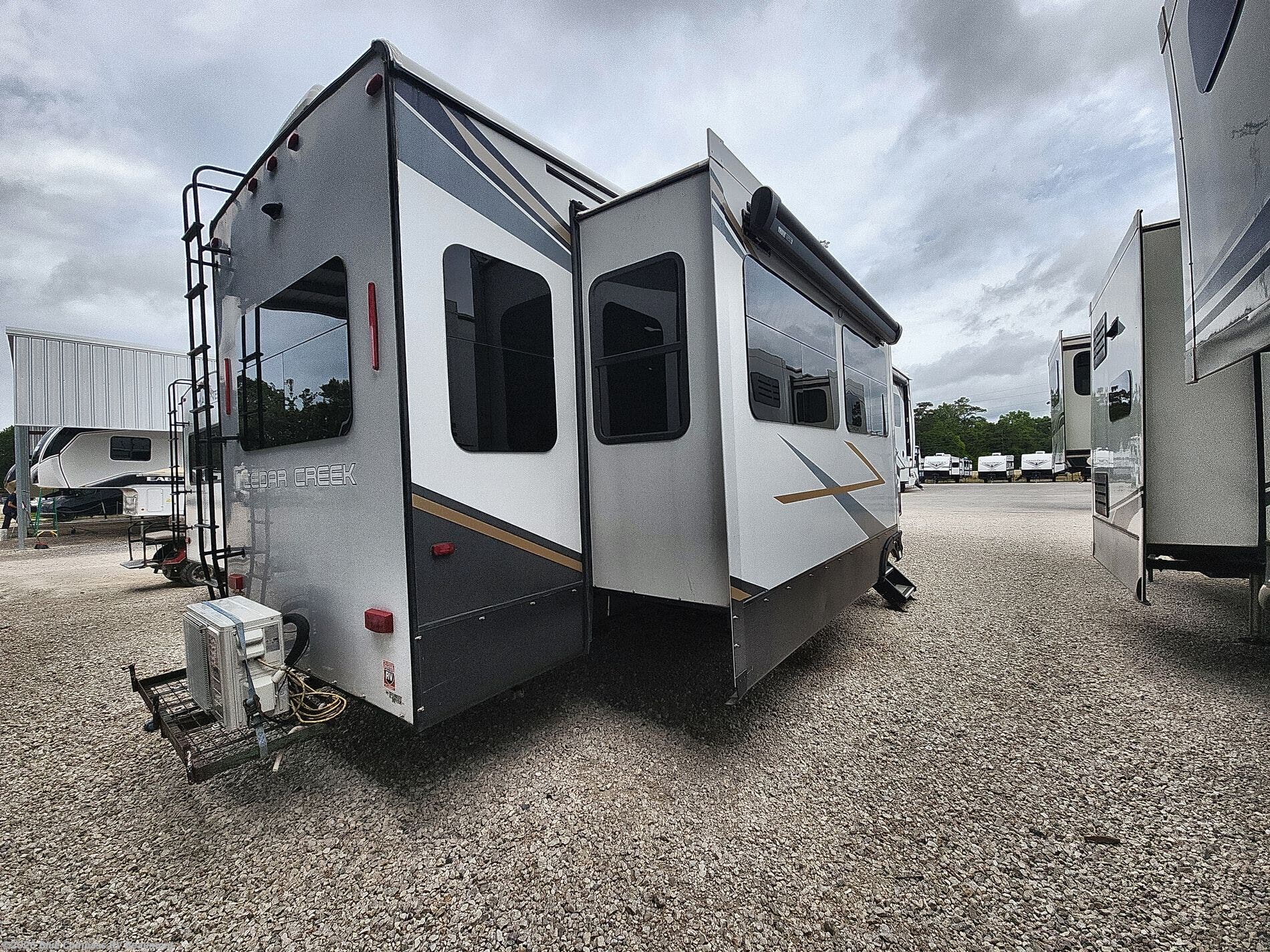 2021 Cedar Creek 377BH by Forest River from Blue Compass RV Beaumont in Vidor, Texas