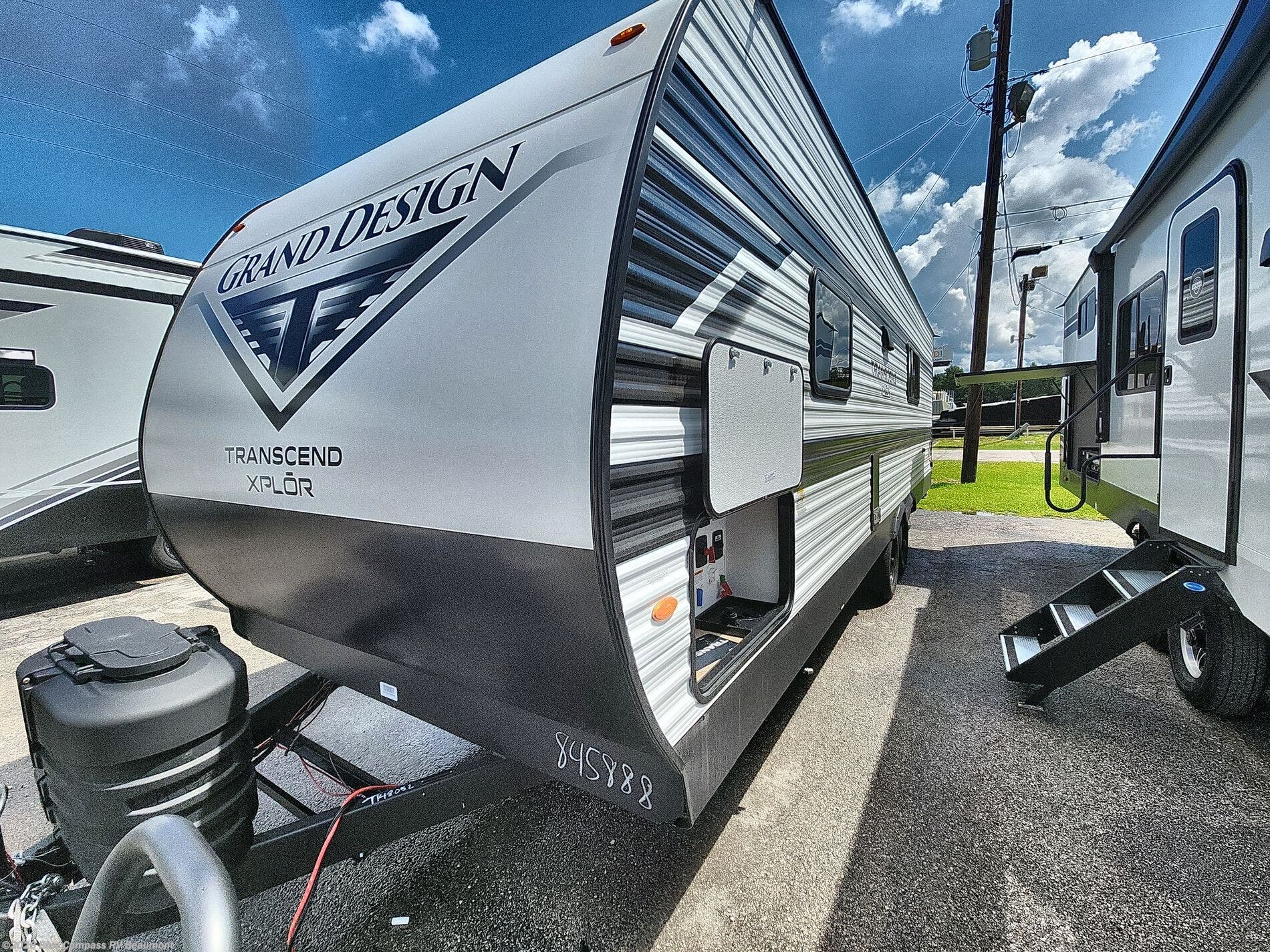 New 2026 Grand Design Transcend Xplor 24BHX available in Vidor, Texas