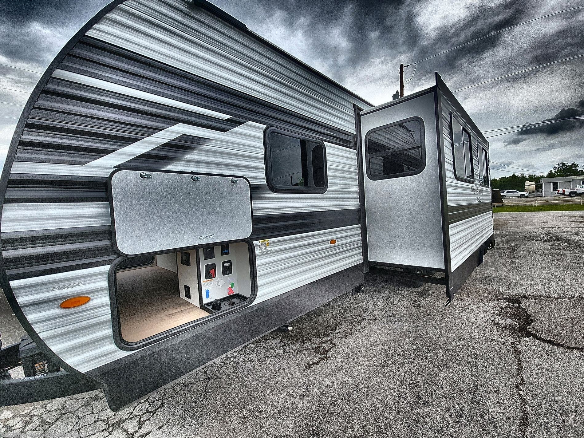 2026 Transcend Xplor 27DBX by Grand Design from Blue Compass RV Beaumont in Vidor, Texas