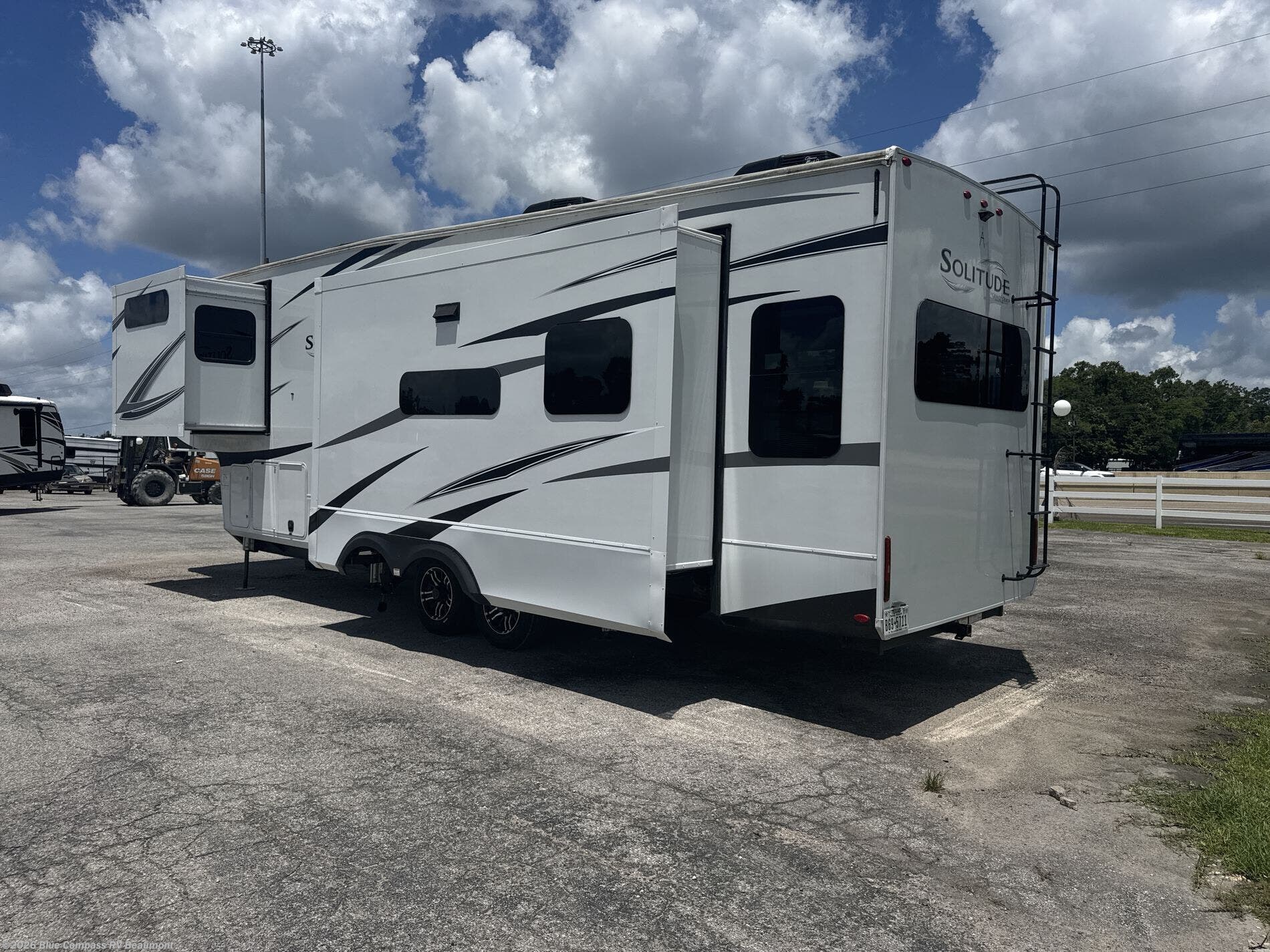 2023 Solitude 310GK by Grand Design from Blue Compass RV Beaumont in Vidor, Texas