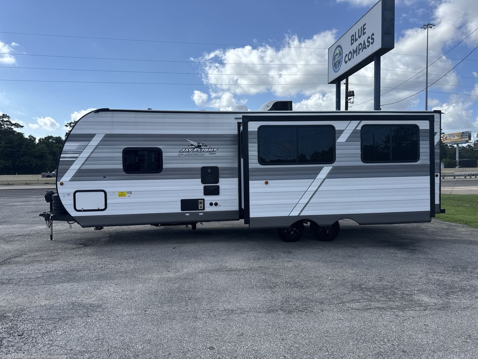 New 2027 Jayco Jay Flight 262RLS available in Vidor, Texas