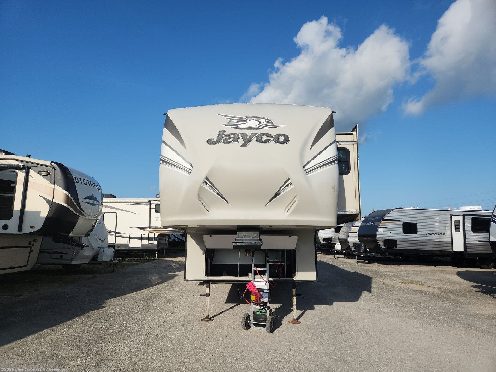 2017 Jayco Eagle 327CKTS - Used Travel Trailer For Sale by Blue Compass RV Beaumont in Vidor, Texas