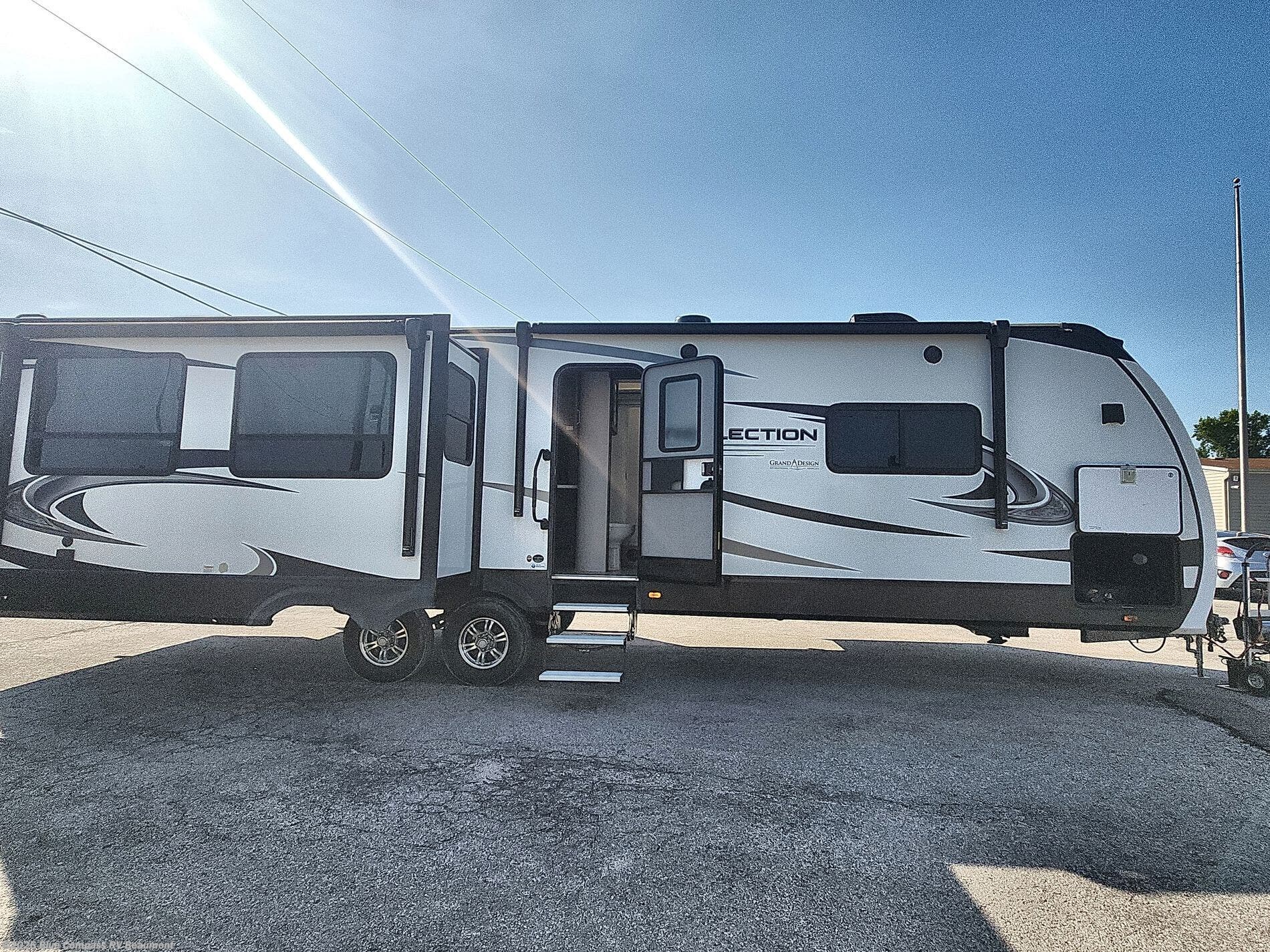 2020 Grand Design Reflection 315RLTS - Used Fifth Wheel For Sale by Blue Compass RV Beaumont in Vidor, Texas