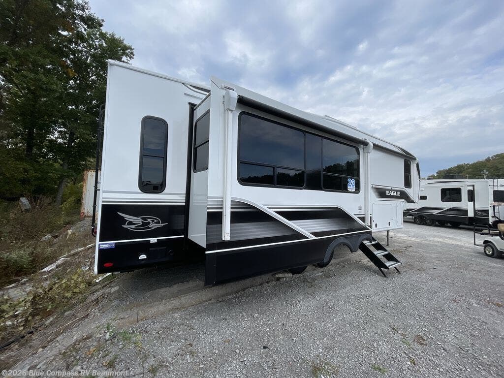 New 2027 Jayco Eagle 321RSTS available in Vidor, Texas
