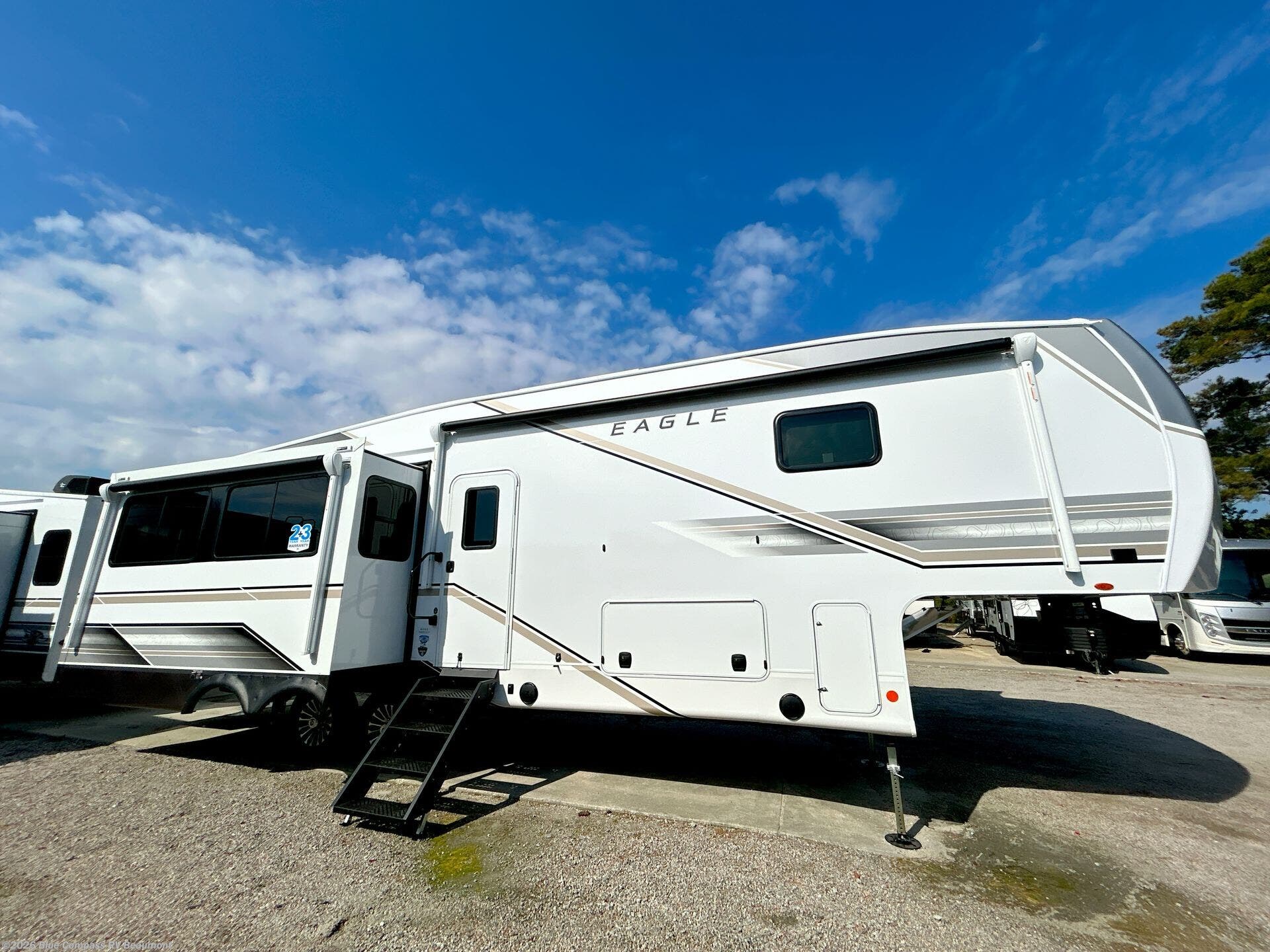 2027 Eagle 321RSTS by Jayco from Blue Compass RV Beaumont in Vidor, Texas