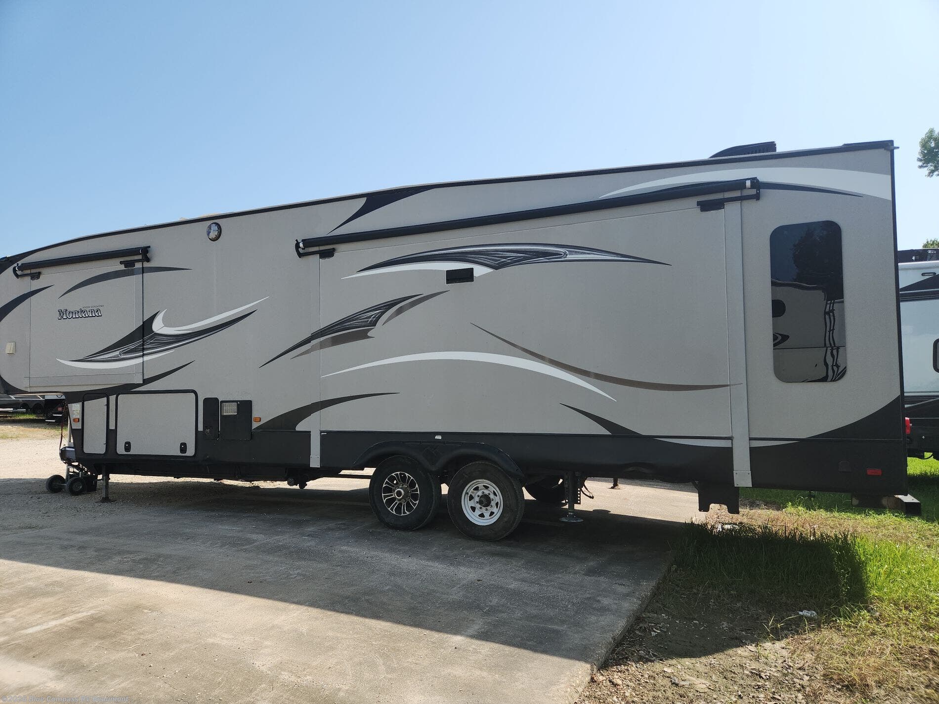 Used 2015 Keystone Montana High Country 353RL available in Vidor, Texas