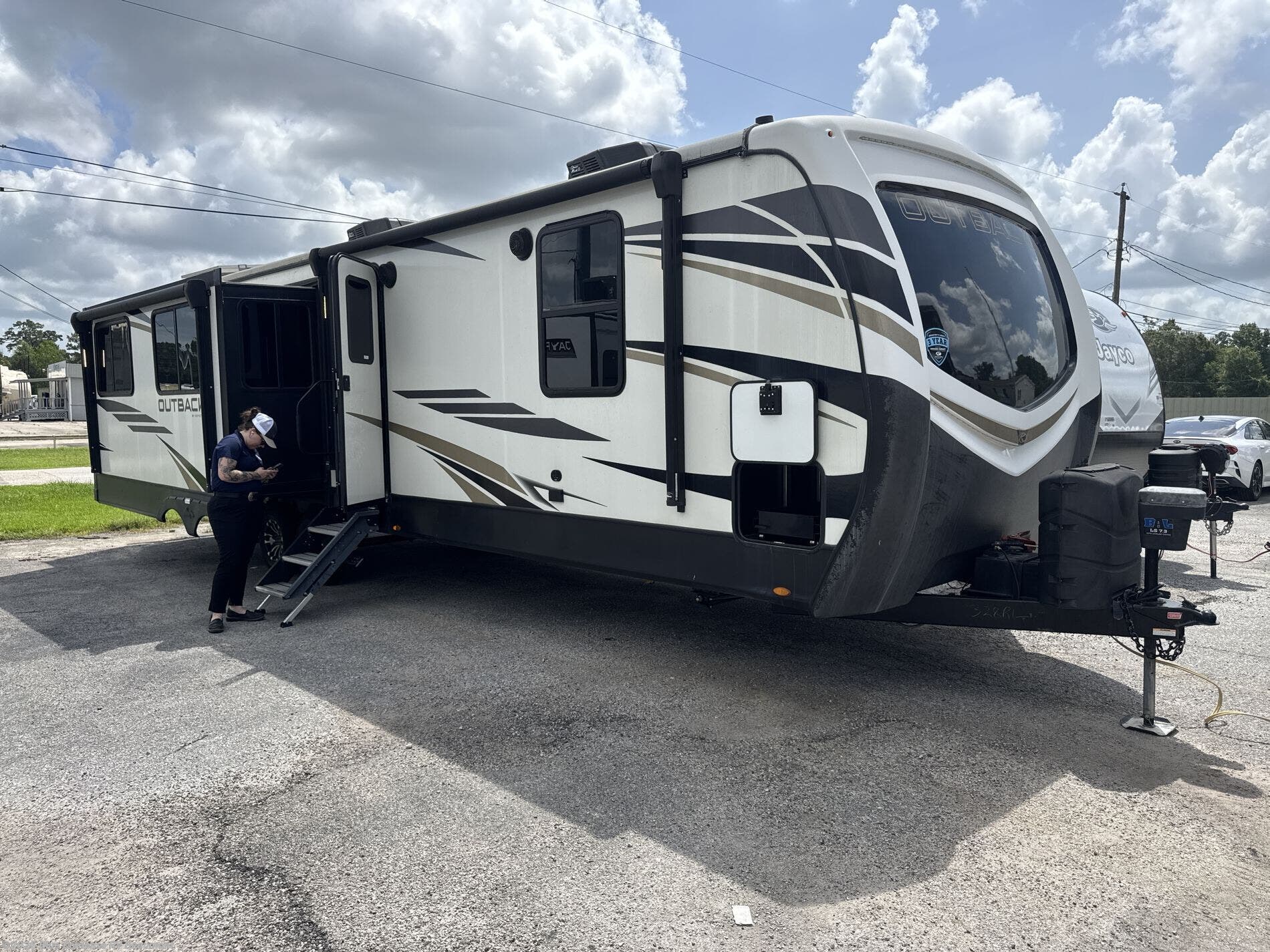2023 Outback 328RL by Keystone from Blue Compass RV Beaumont in Vidor, Texas