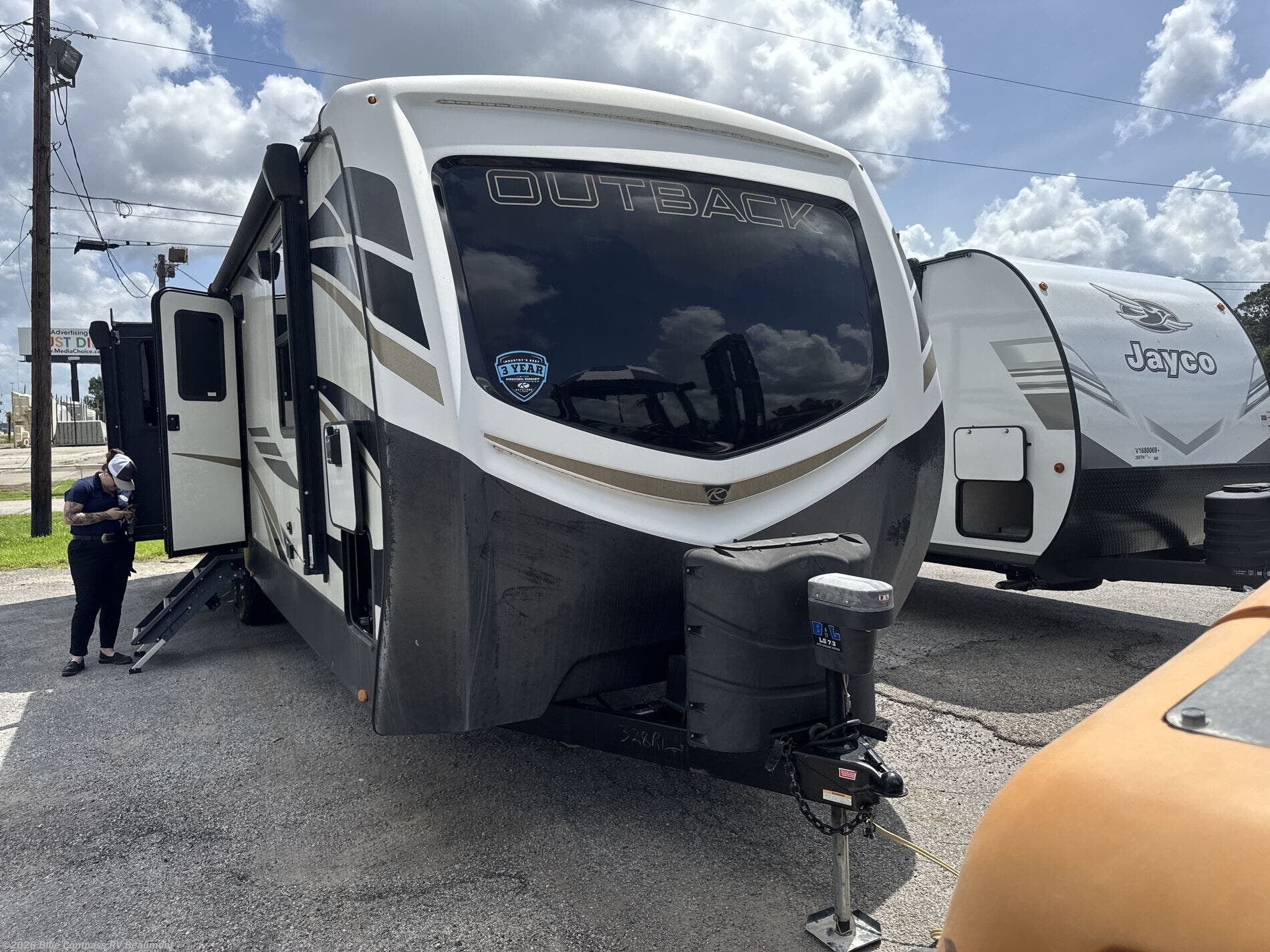 Used 2023 Keystone Outback 328RL available in Vidor, Texas
