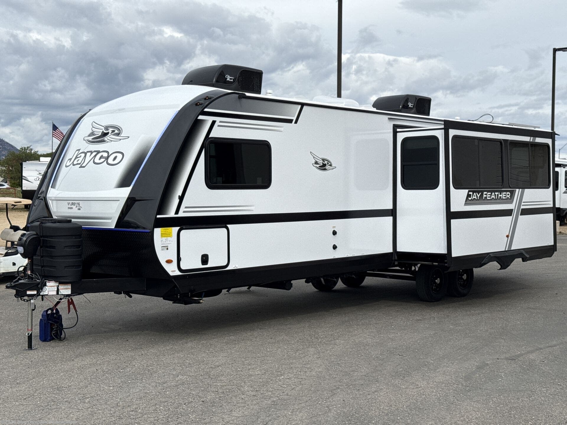 2027 Jay Feather 29QBH by Jayco from Blue Compass RV Beaumont in Vidor, Texas