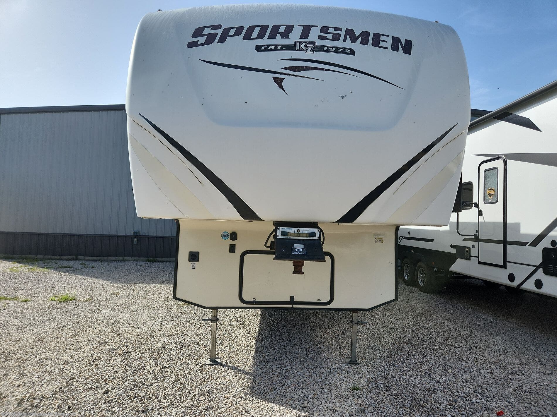 2018 K-Z Sportsmen 344BH - Used Travel Trailer For Sale by Blue Compass RV Beaumont in Vidor, Texas
